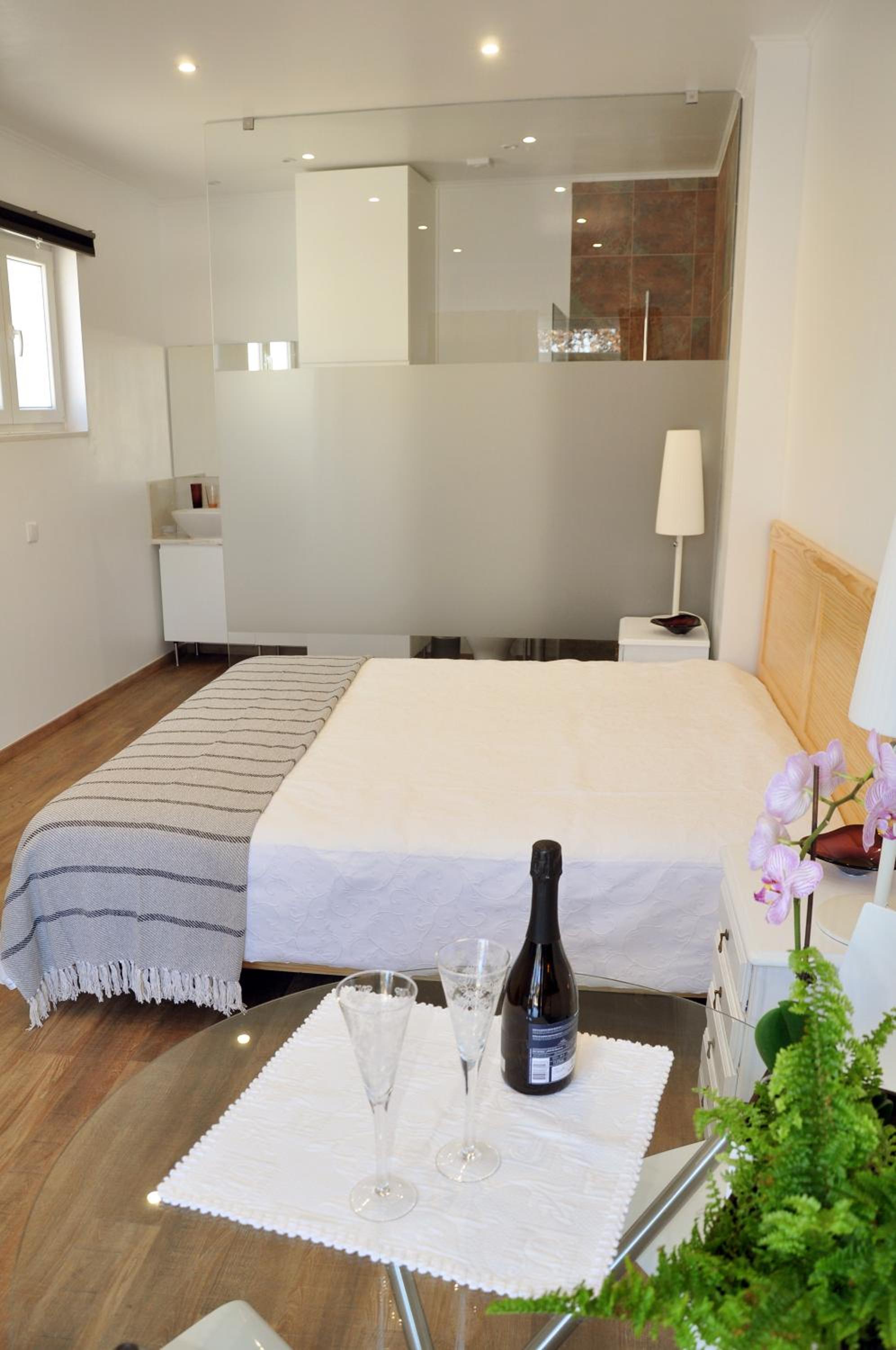 Double Room with Mountain View - Photo 9