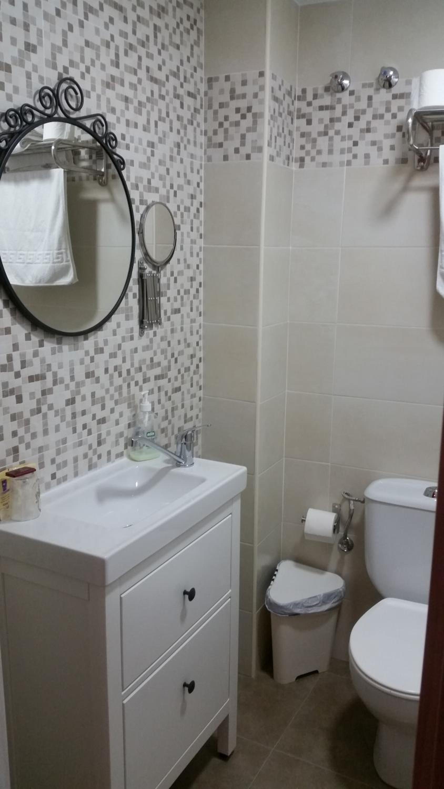 Habitación Doble Confort - Interior - Photo 8