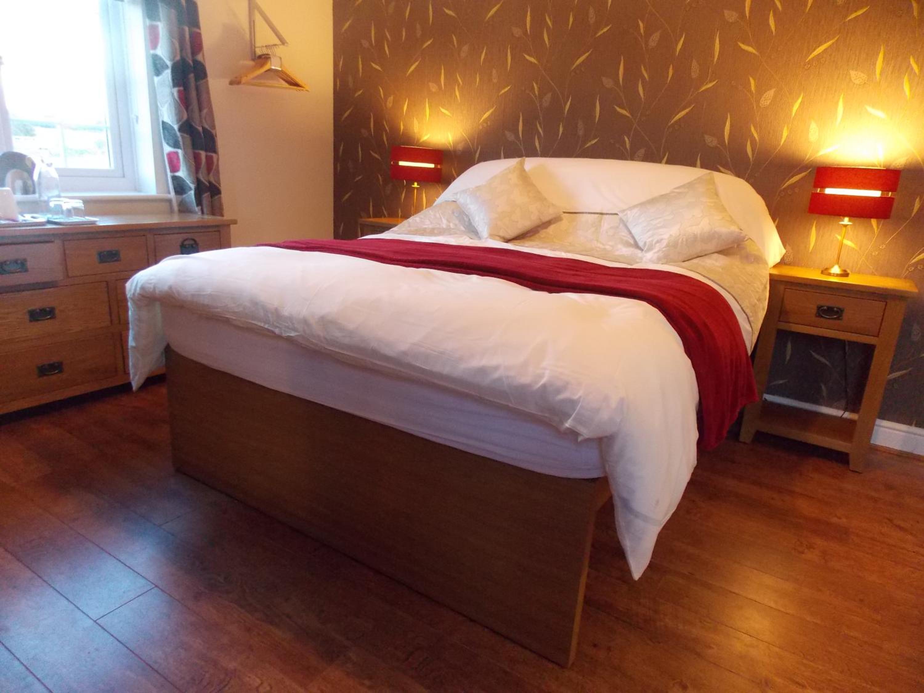 Deluxe Double Room with Shower photo 2