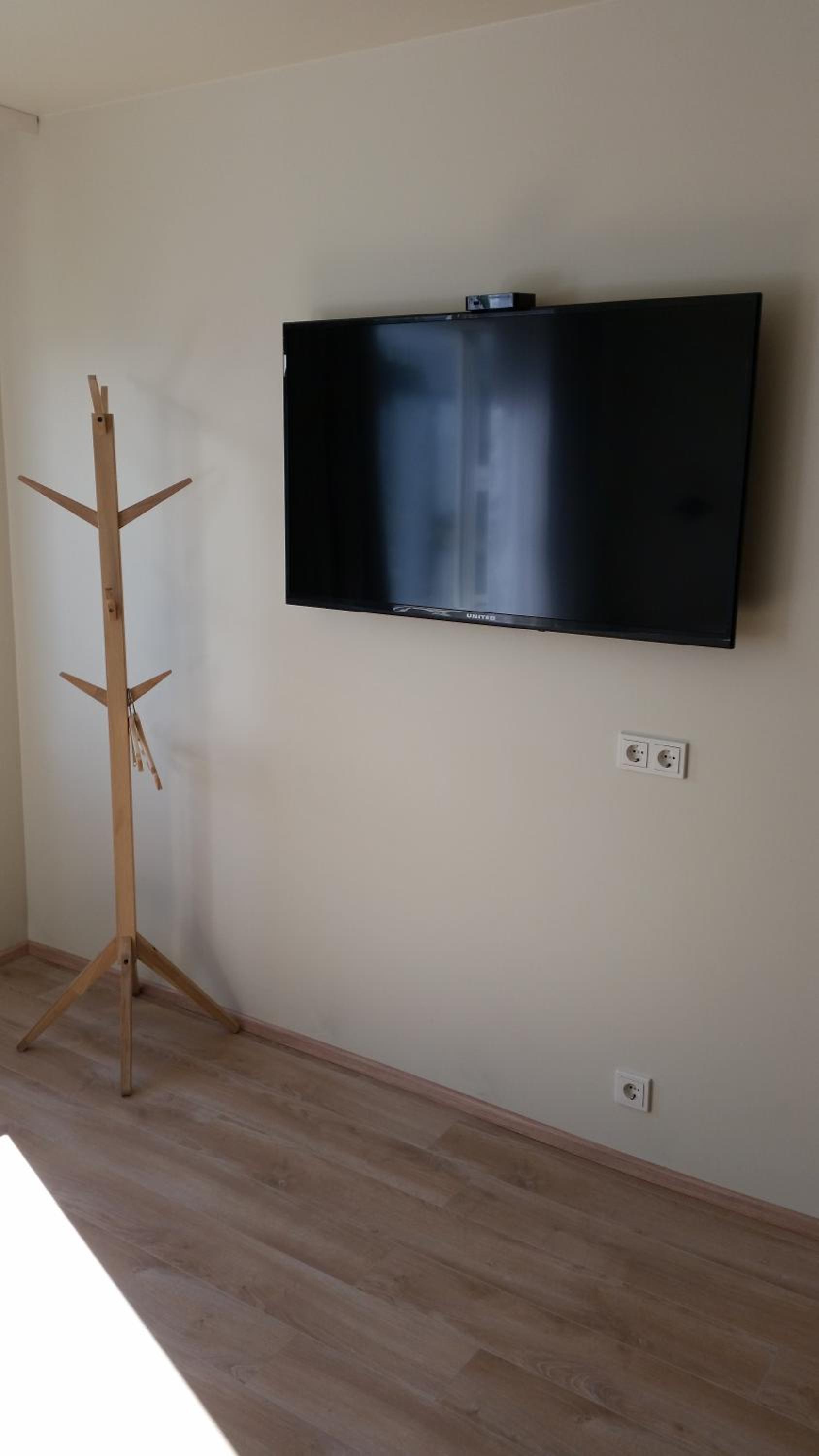 Studio - Photo 10