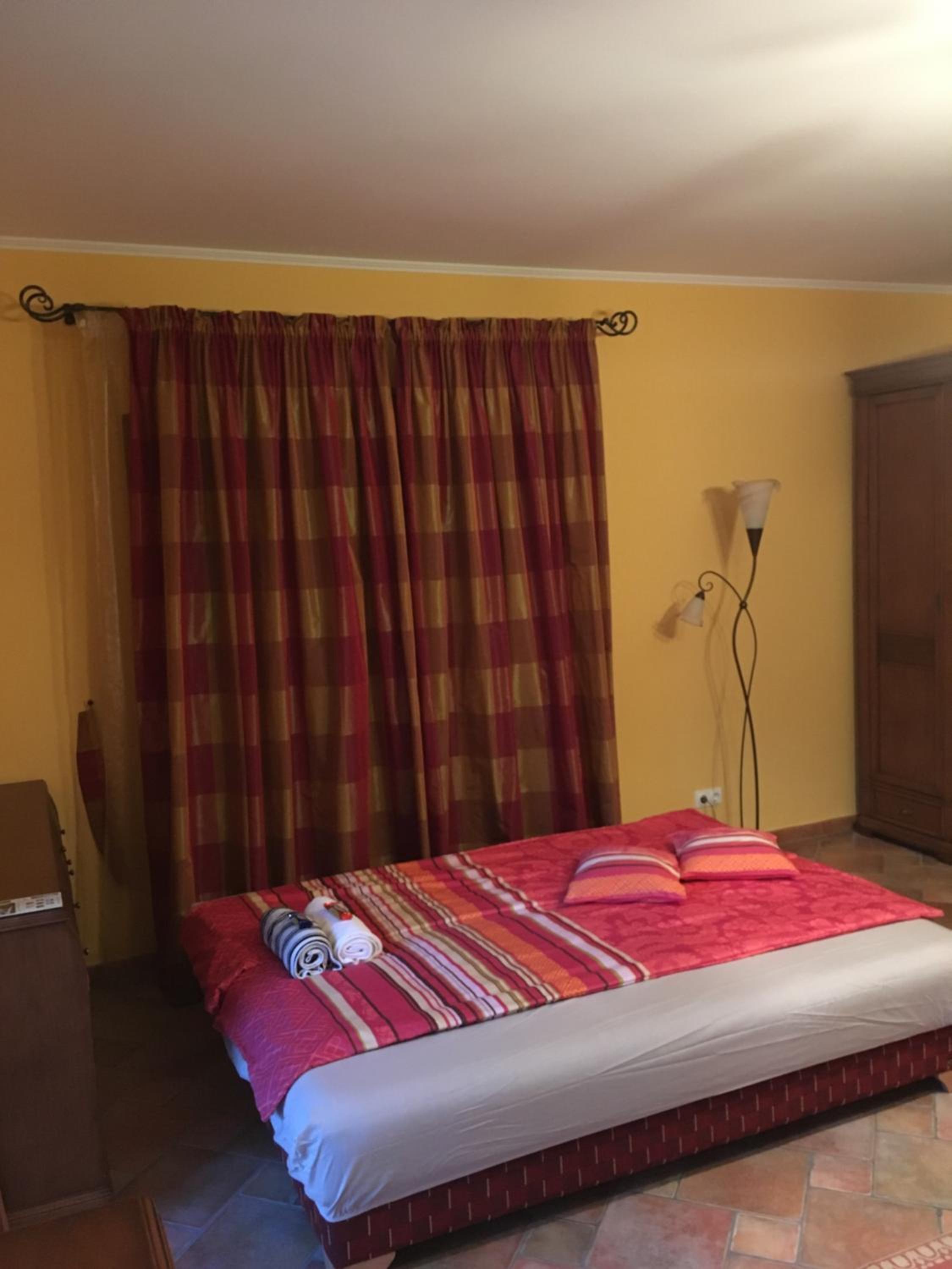 Quadruple Room with Private External Bathroom photo 2