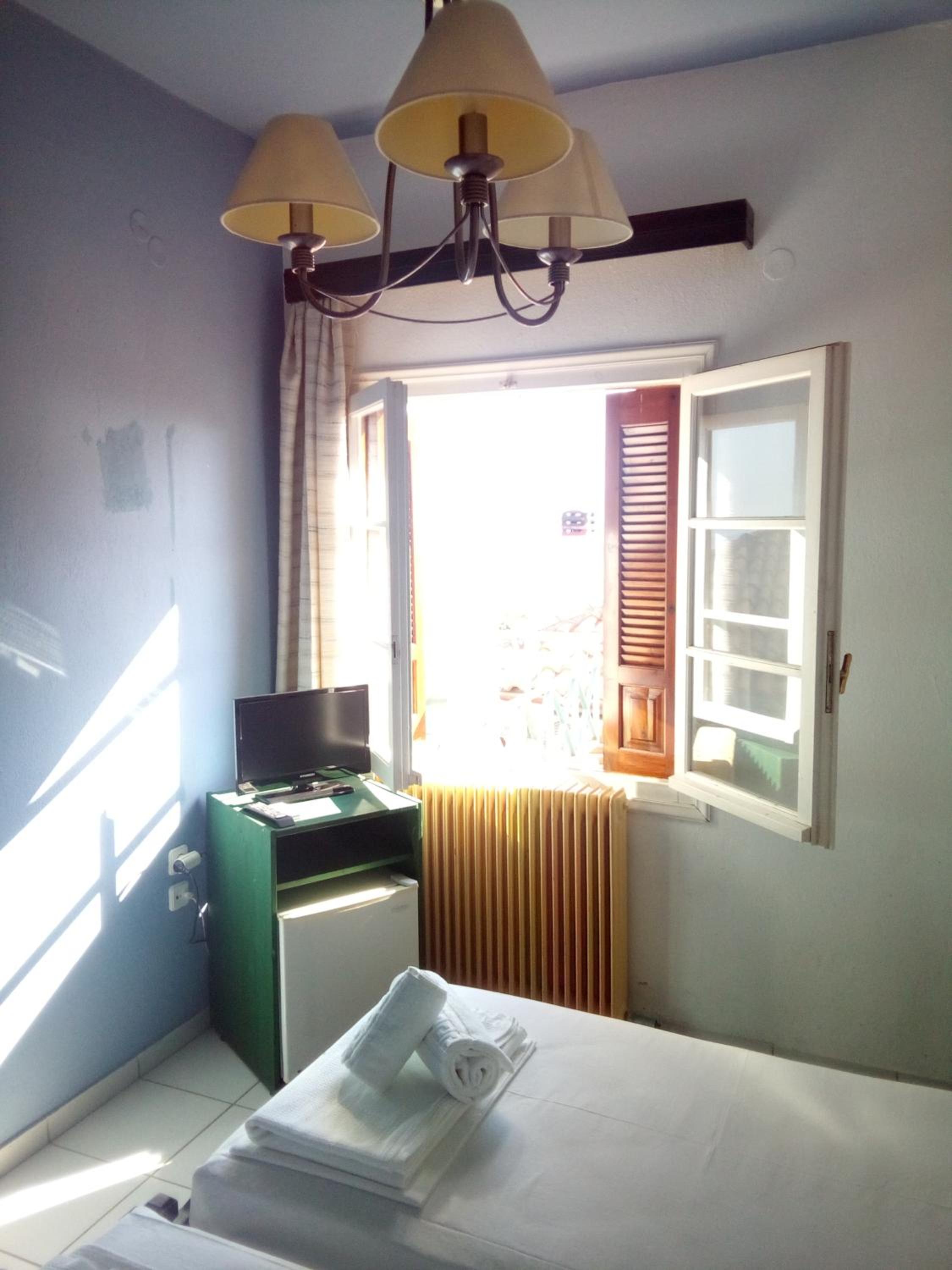 Budget Double Room photo 1