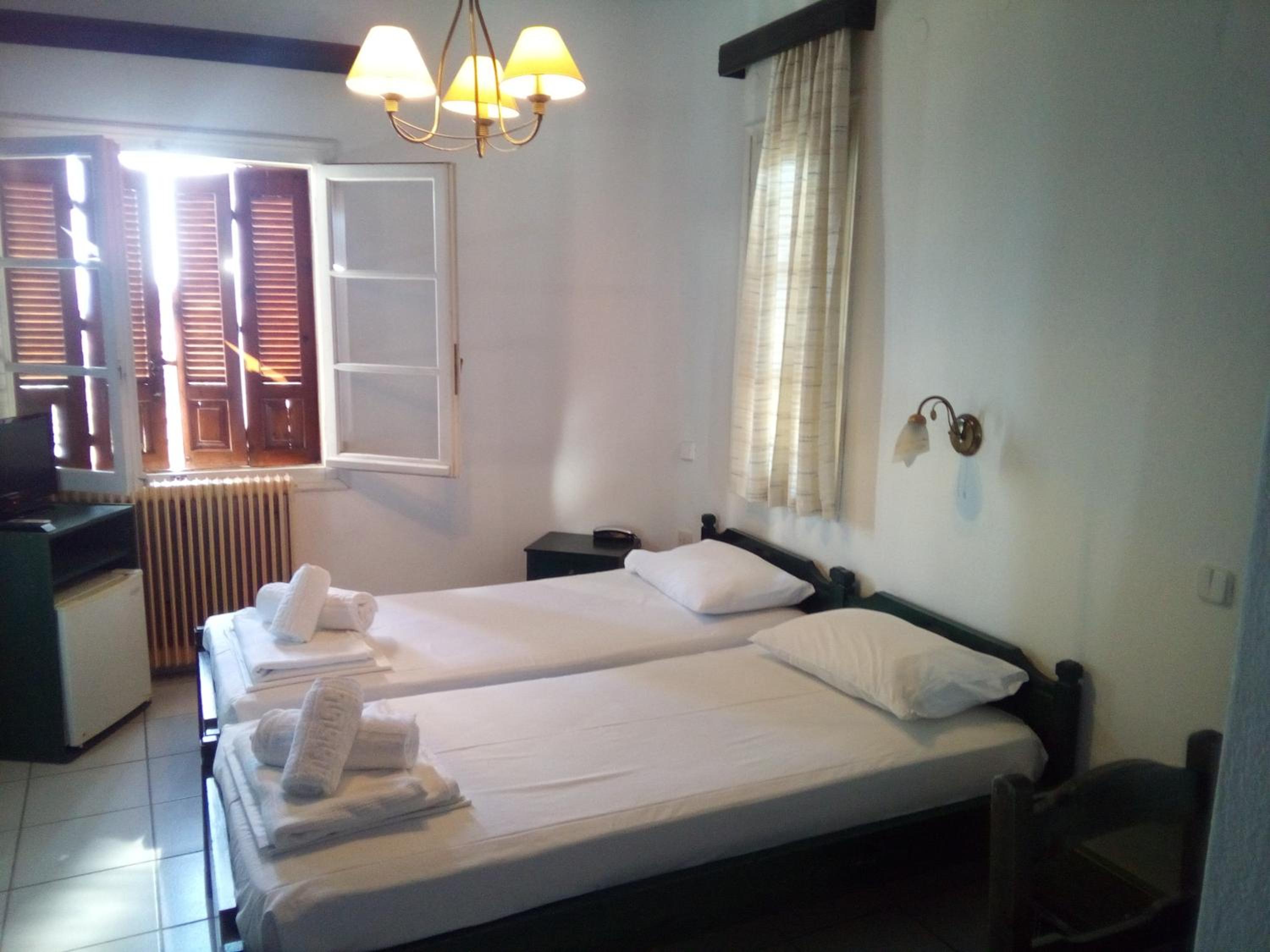 Budget Double Room photo 2