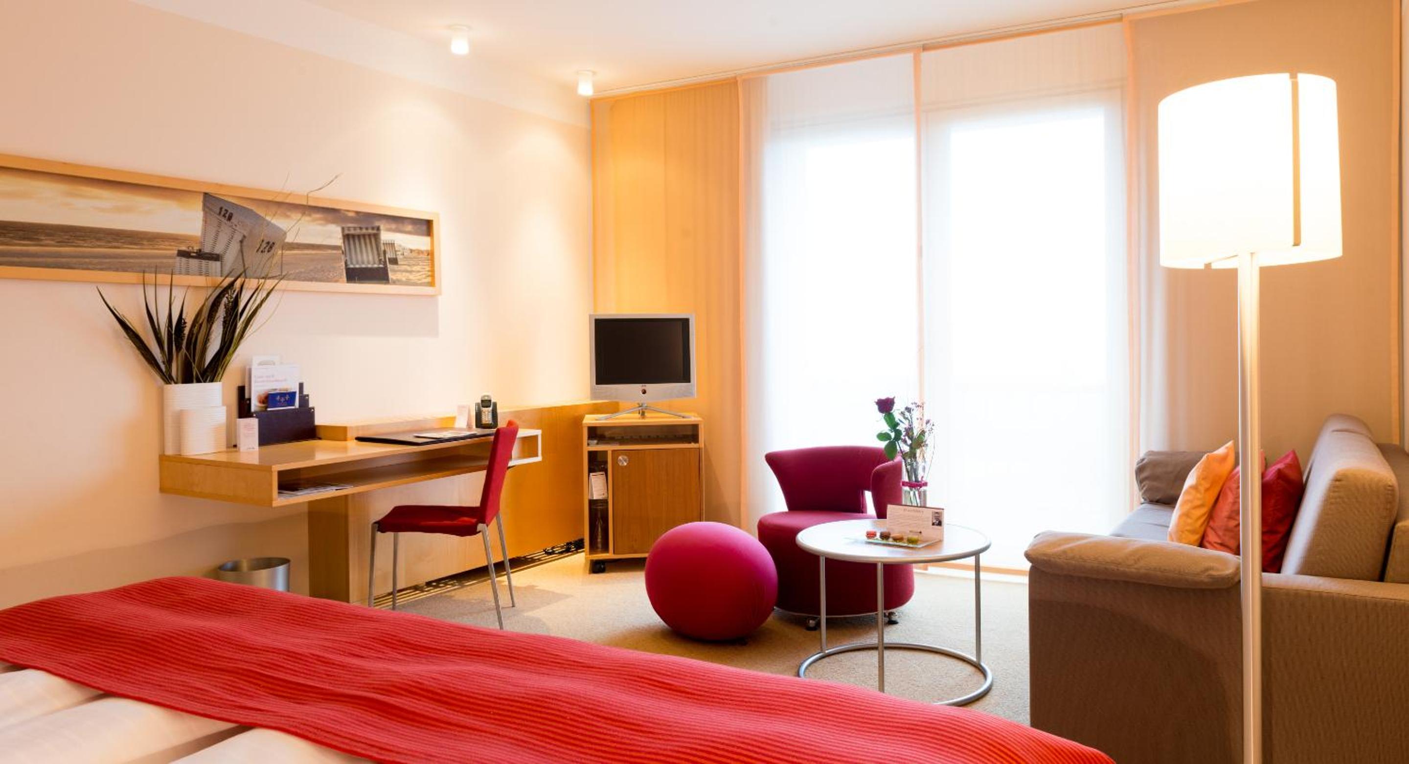 Superior Double Room with Sea View - Photo 3