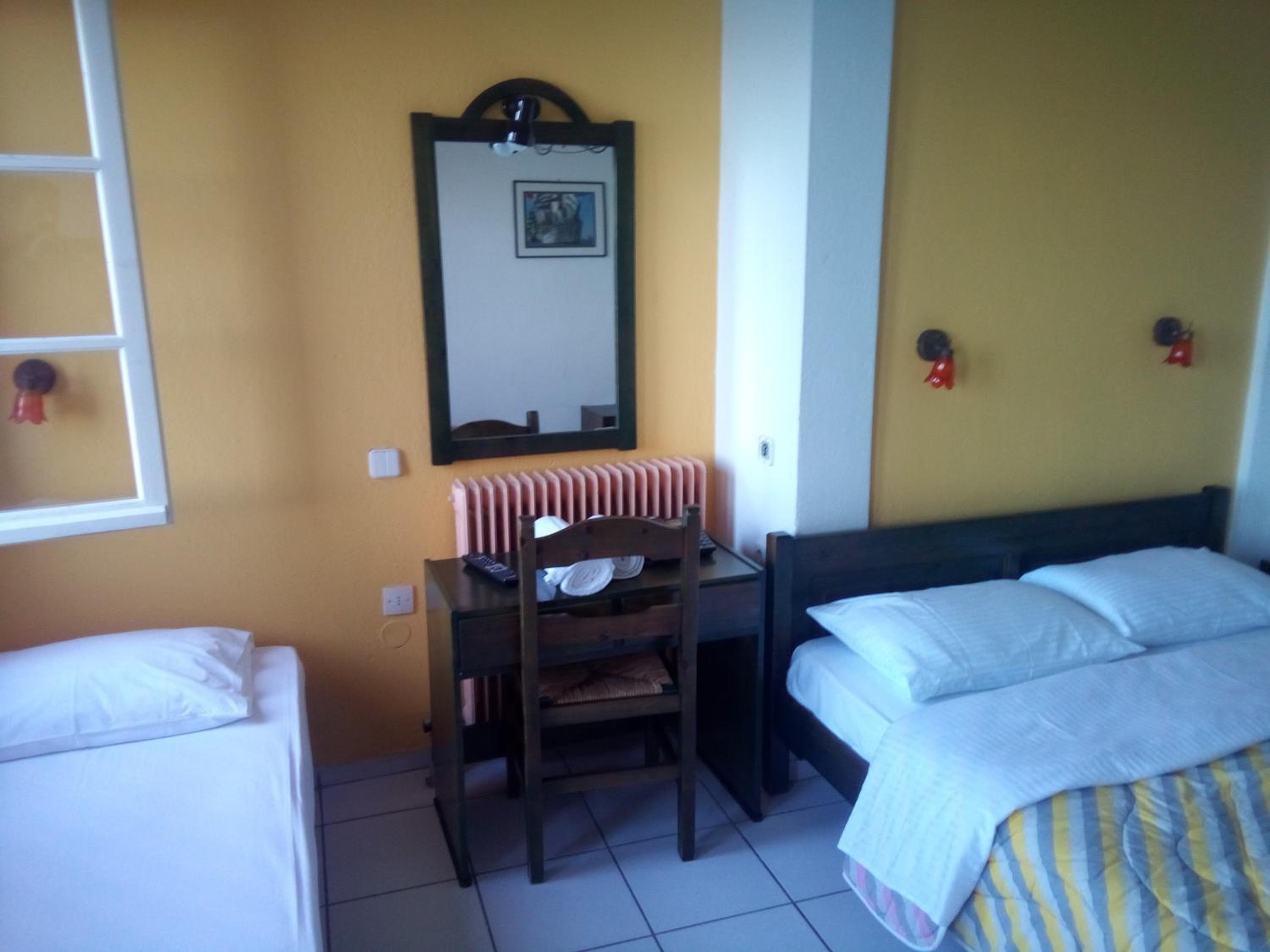 Budget Triple Room photo 3