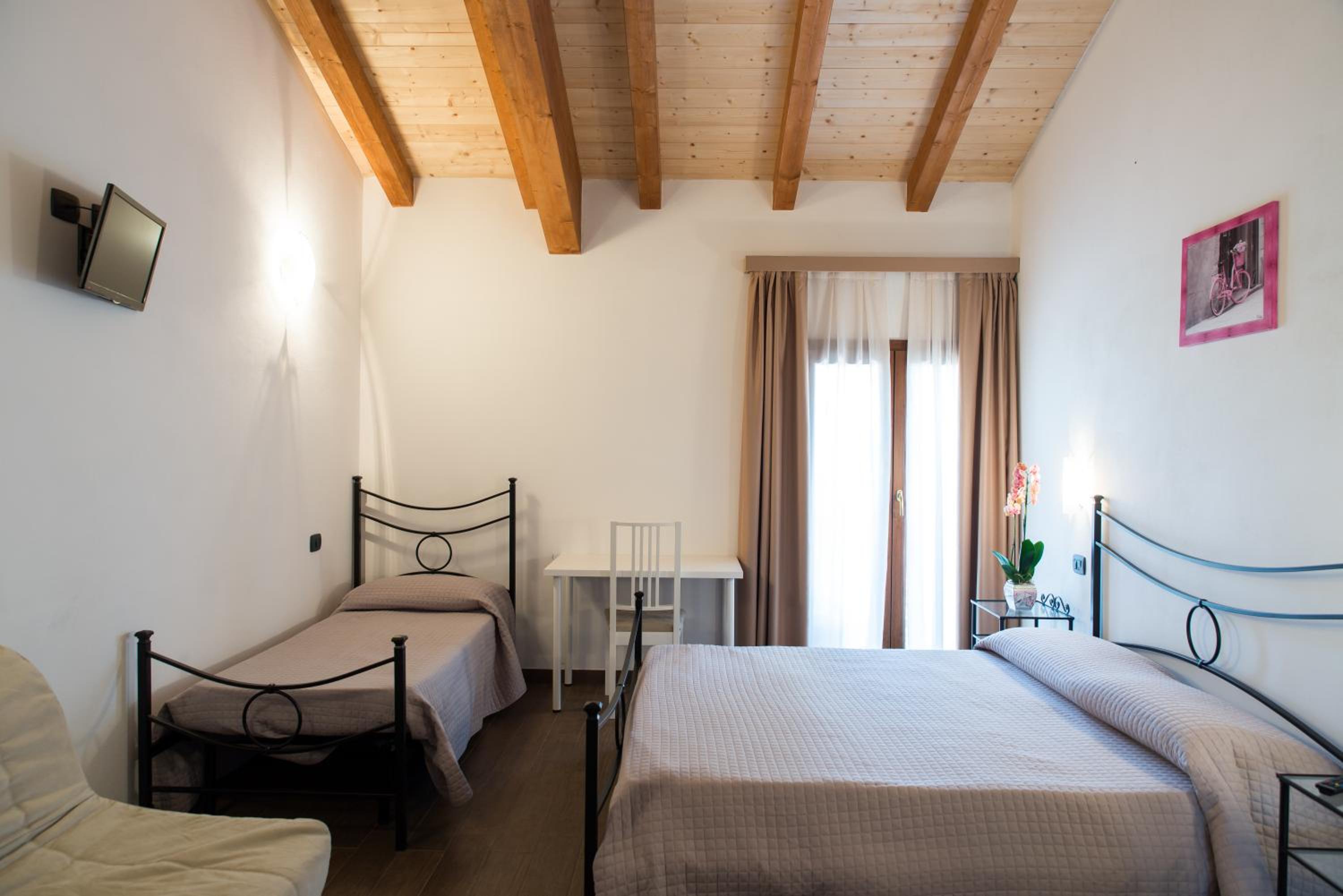 Quadruple Room photo 1
