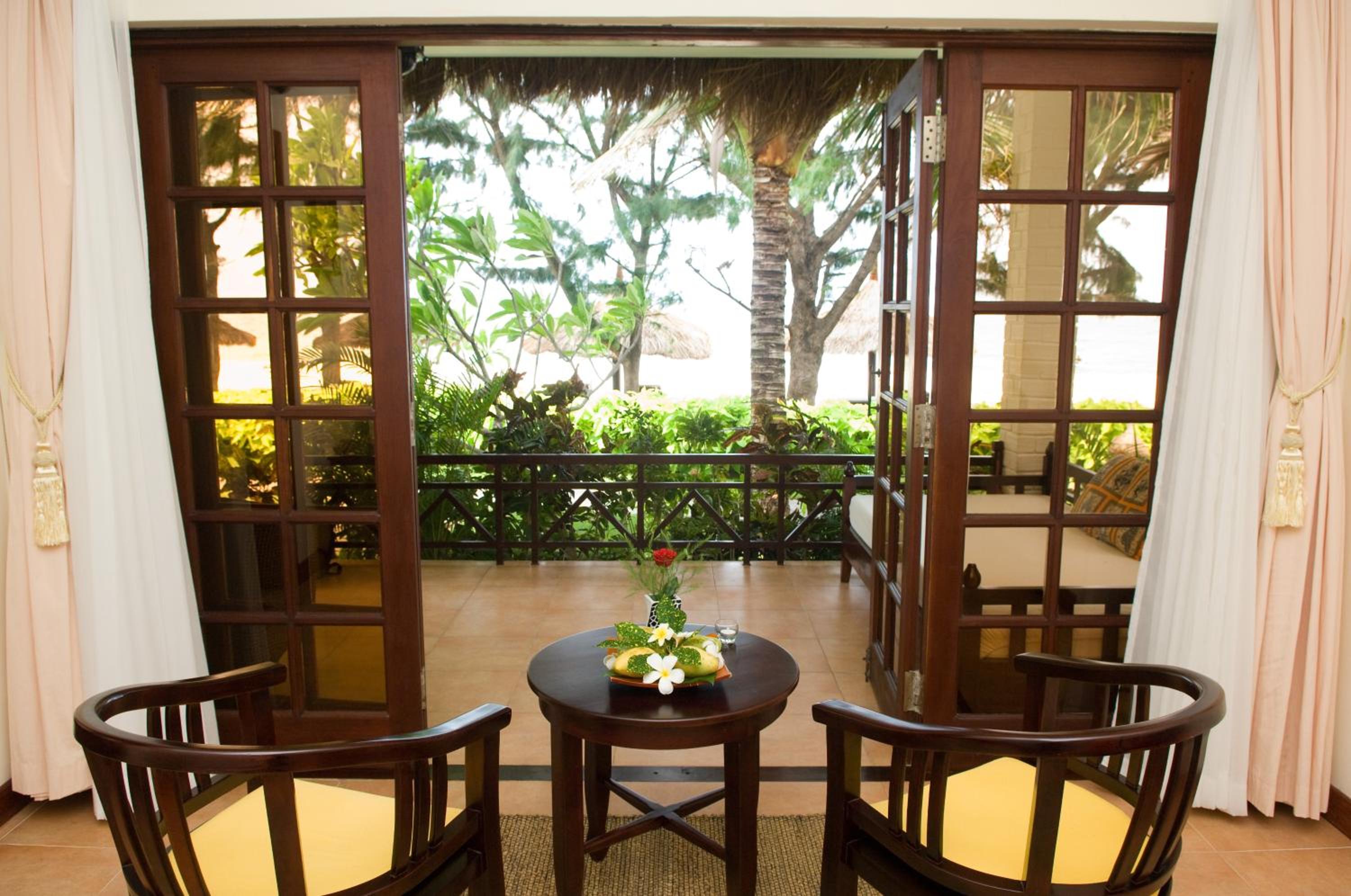 Villa - Beach Front photo 2