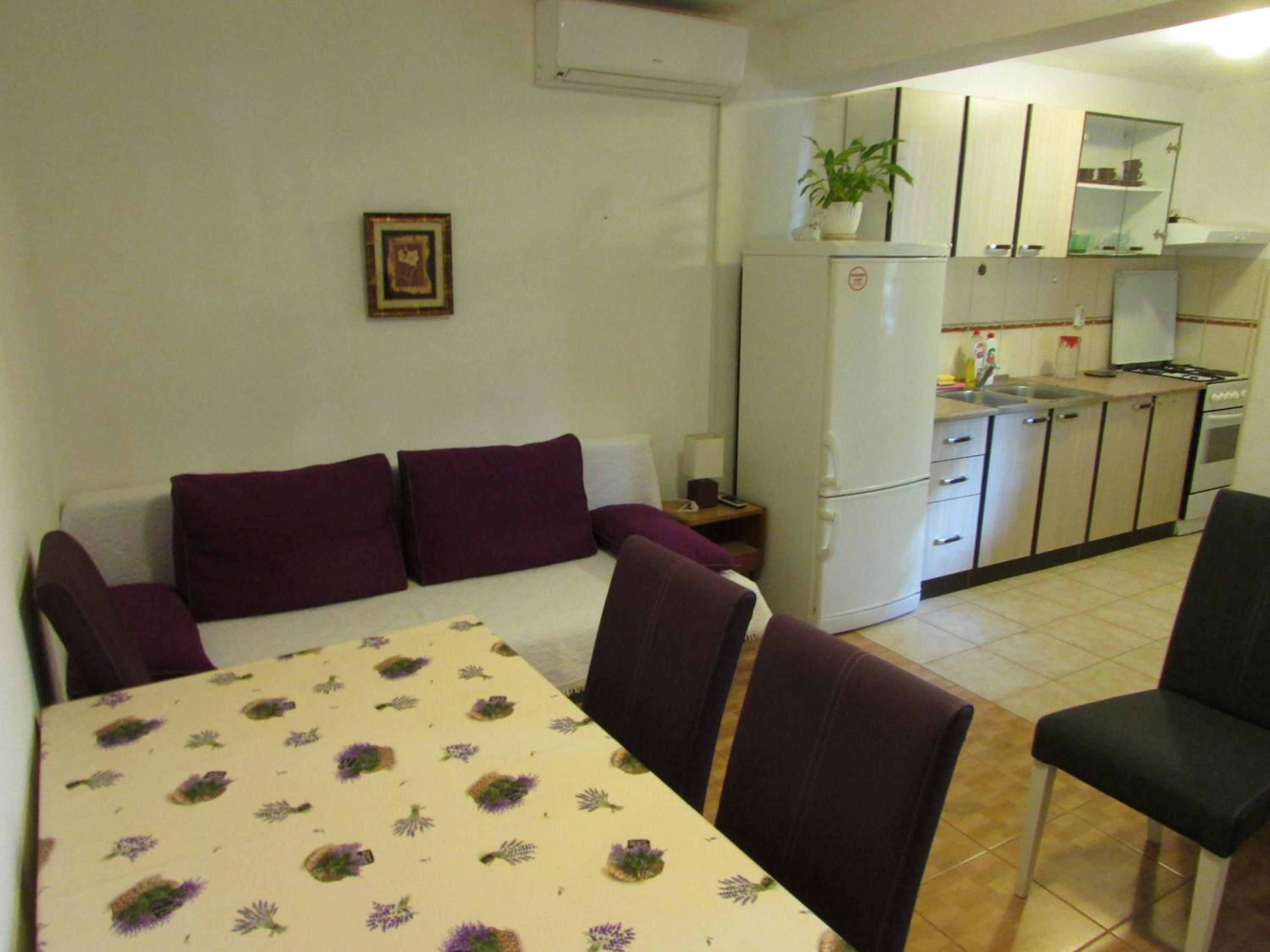 Apartment - Ground Floor photo 3
