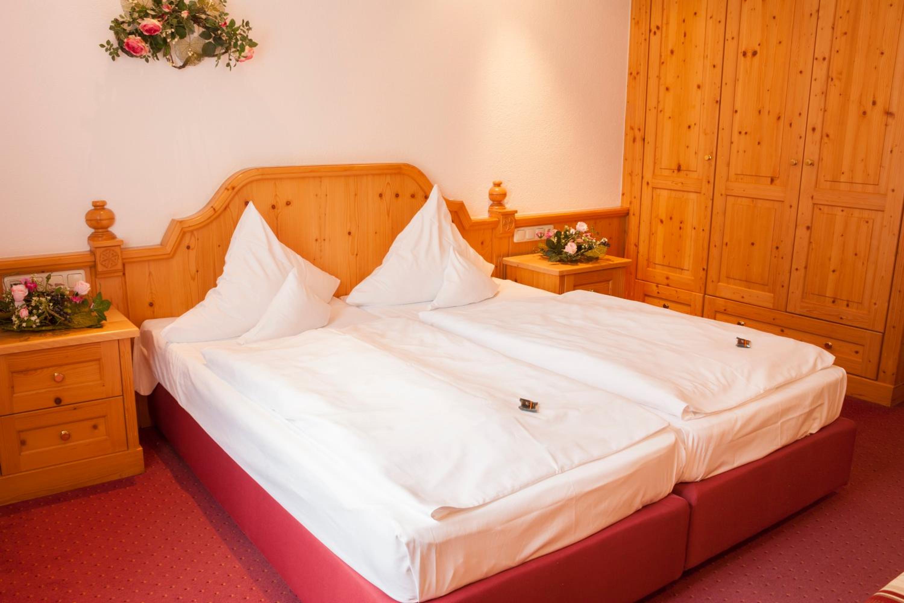 Double Room Stadtseite