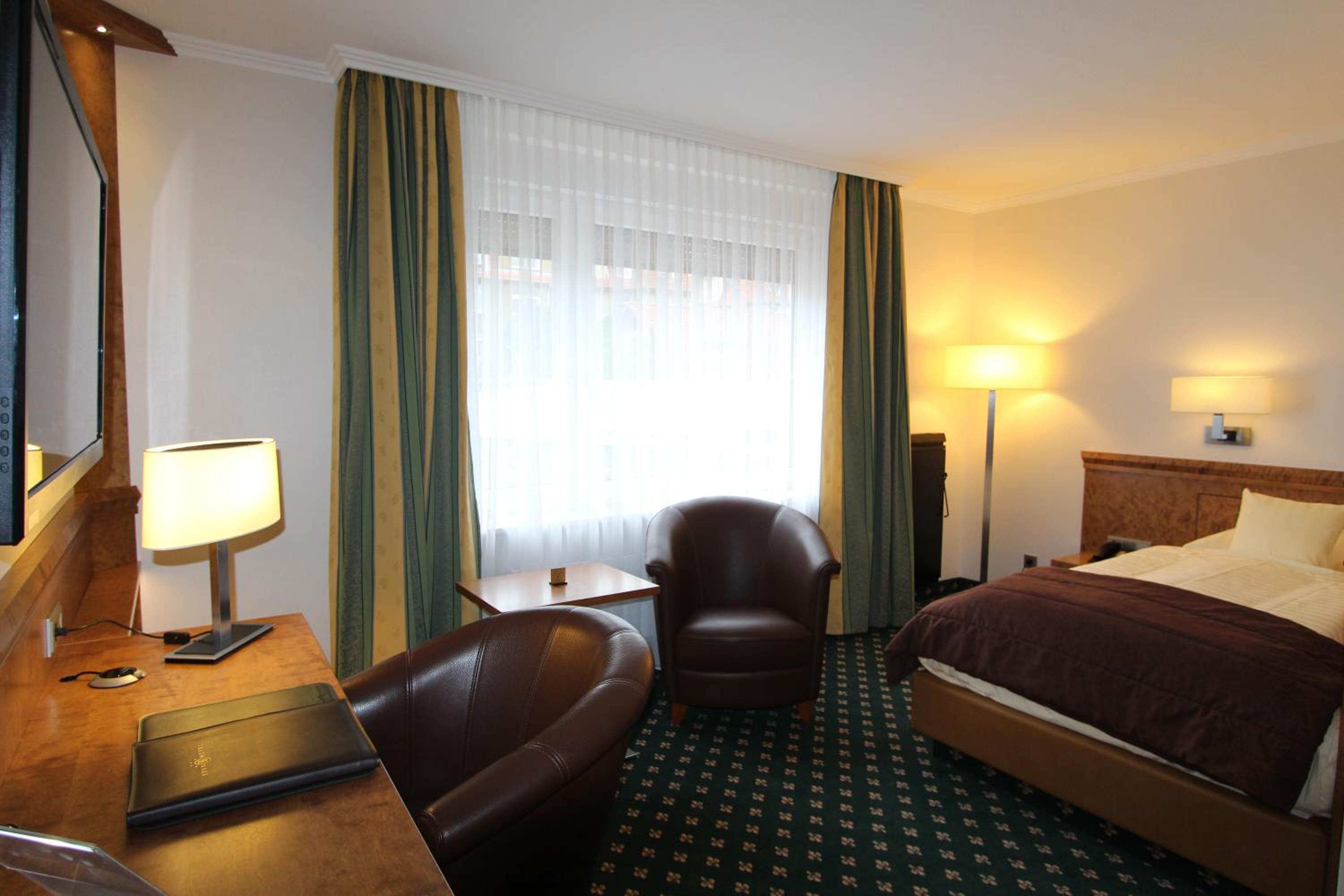 Large Single Room photo 3