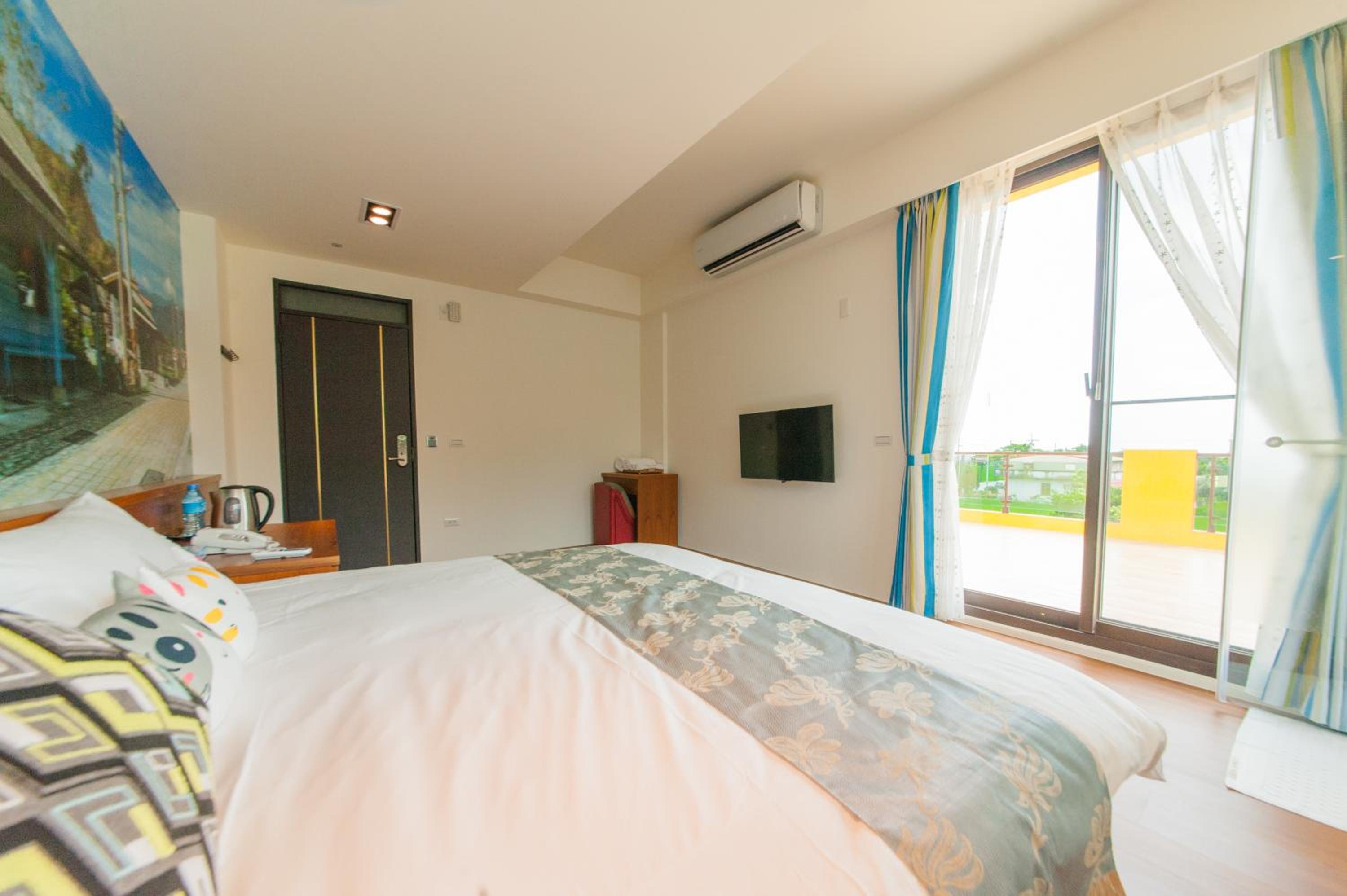 Deluxe Double Room with Bath photo 1