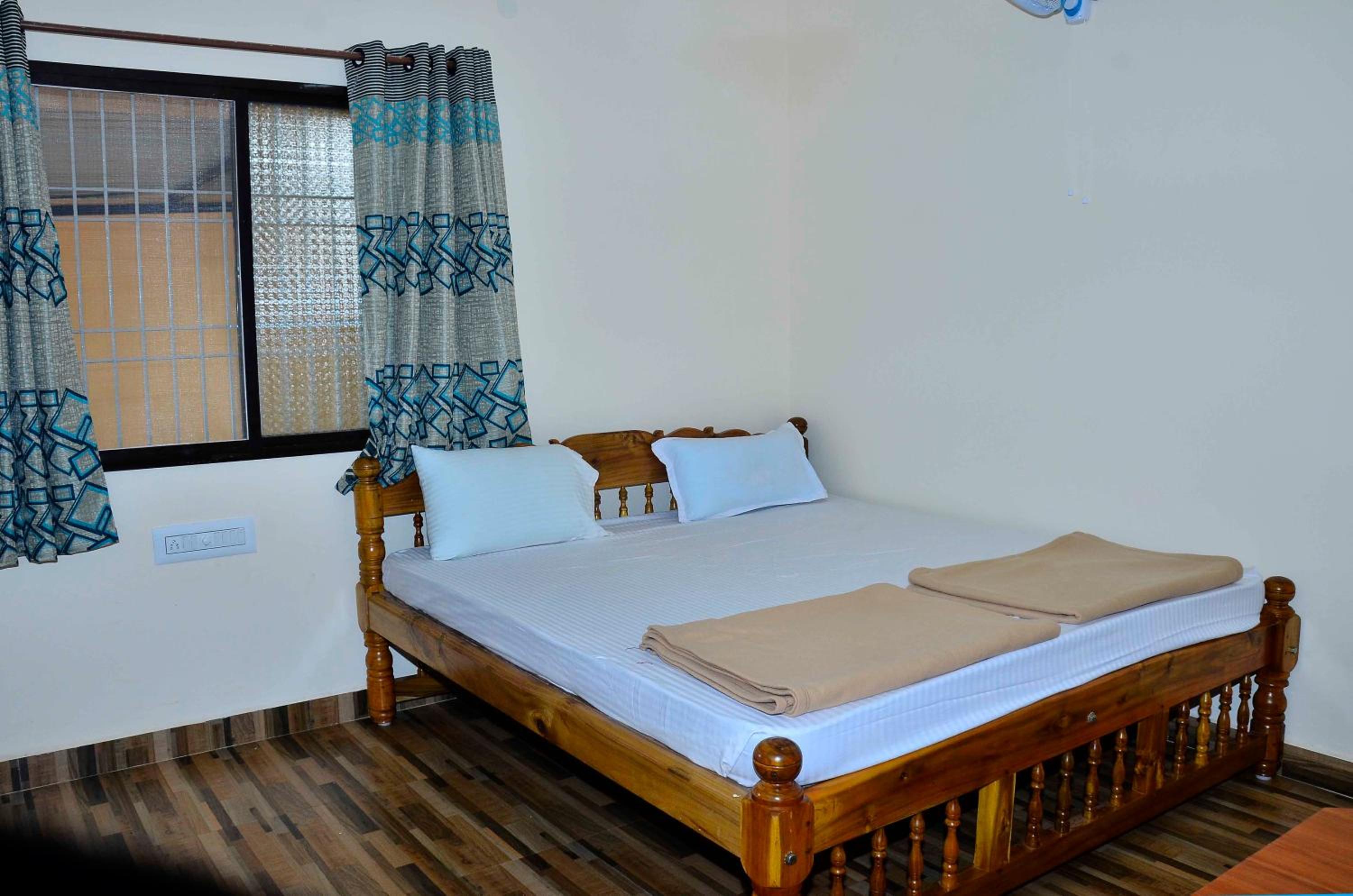 Deluxe Double or Twin Room photo 3