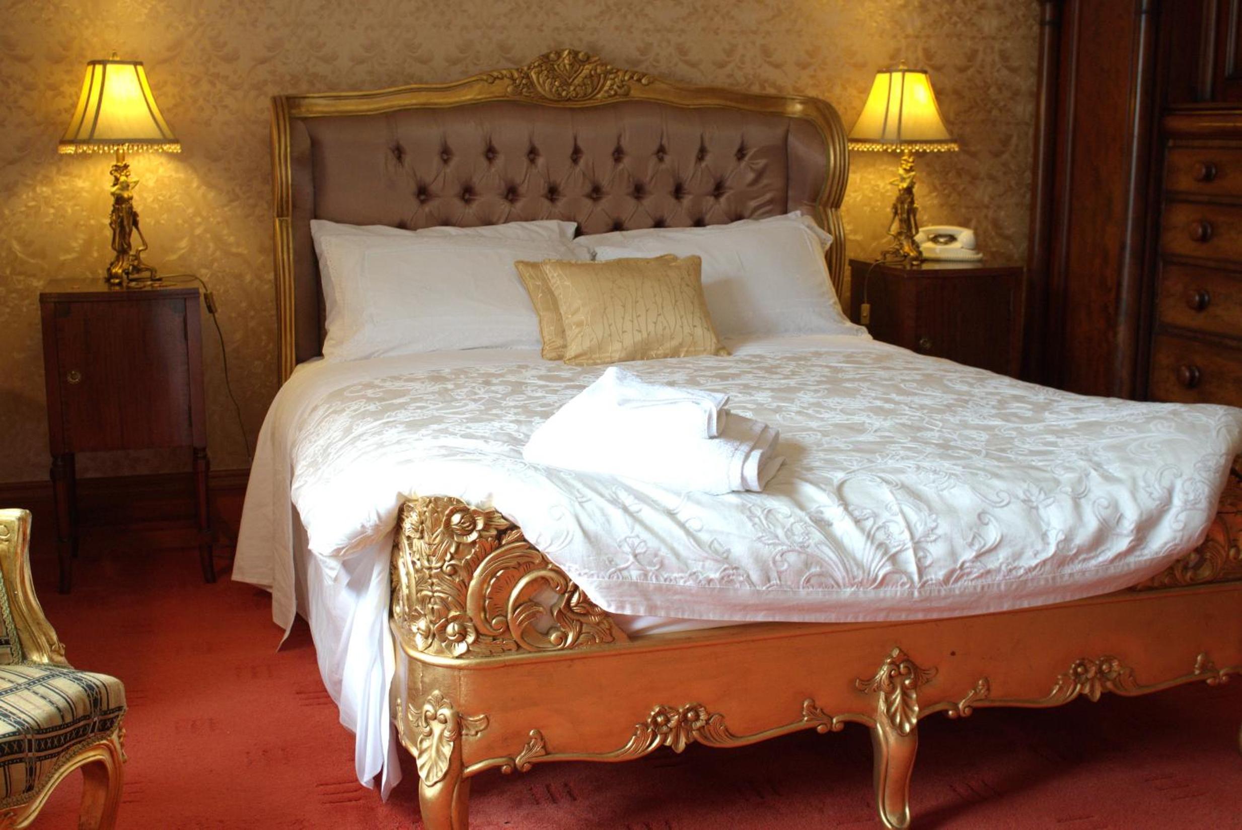 Double Room - Photo 17
