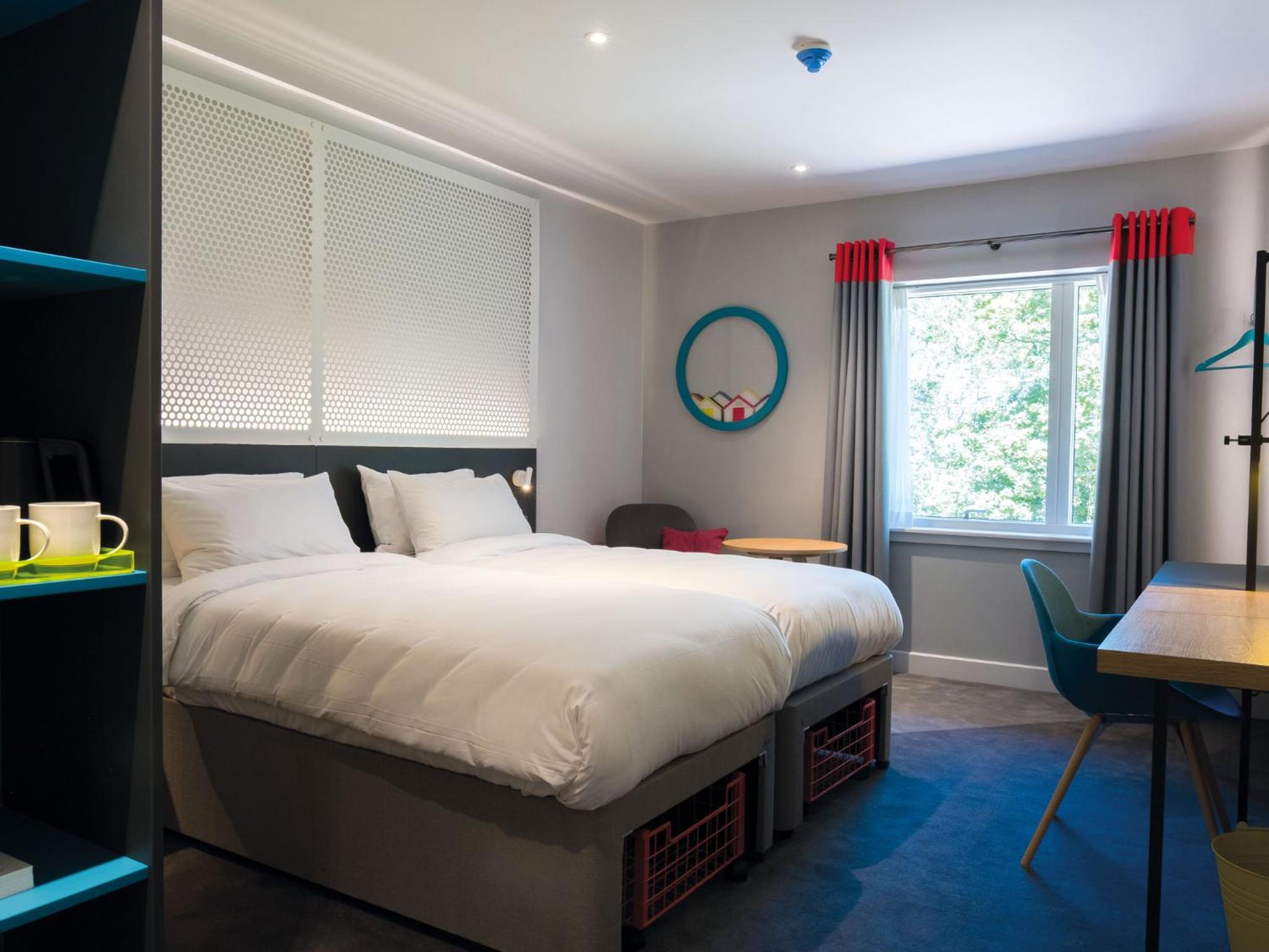 Standard Twin Room photo 1