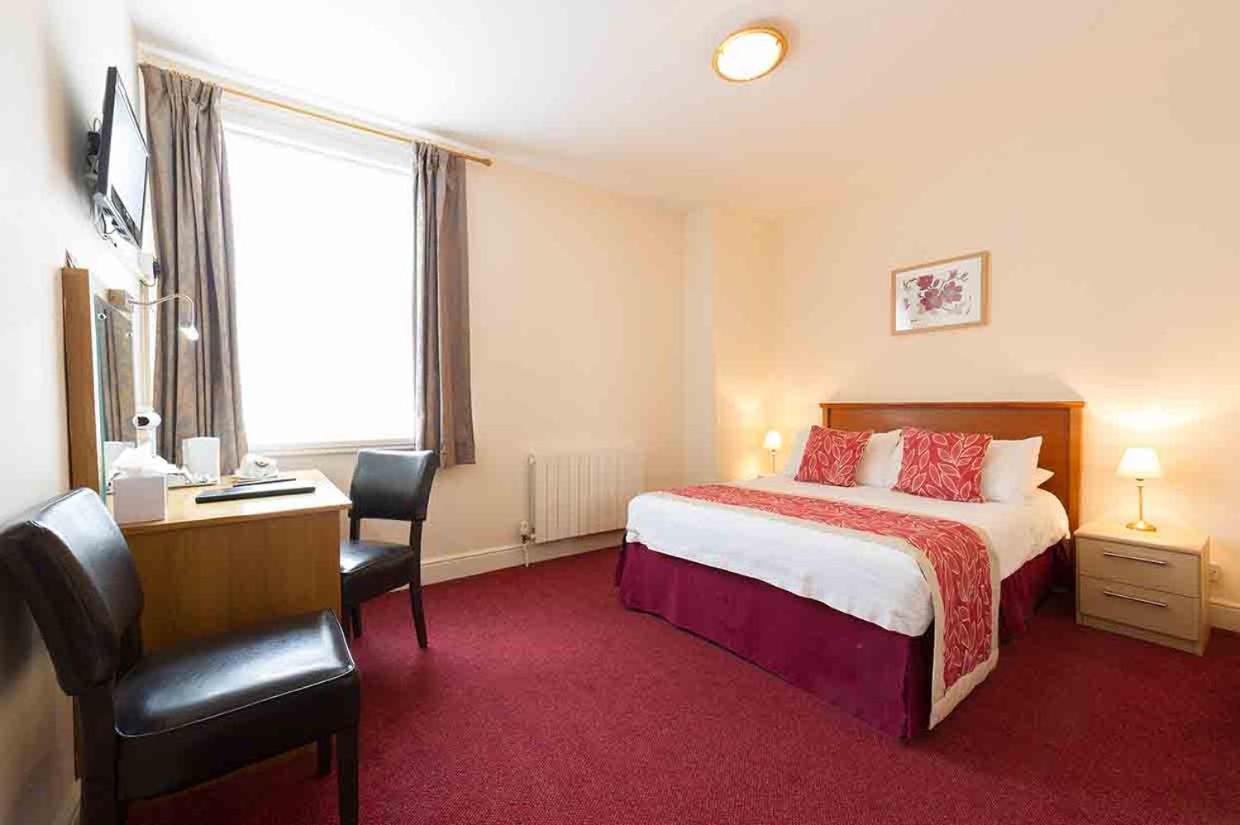 Standard Double Room - Photo 1