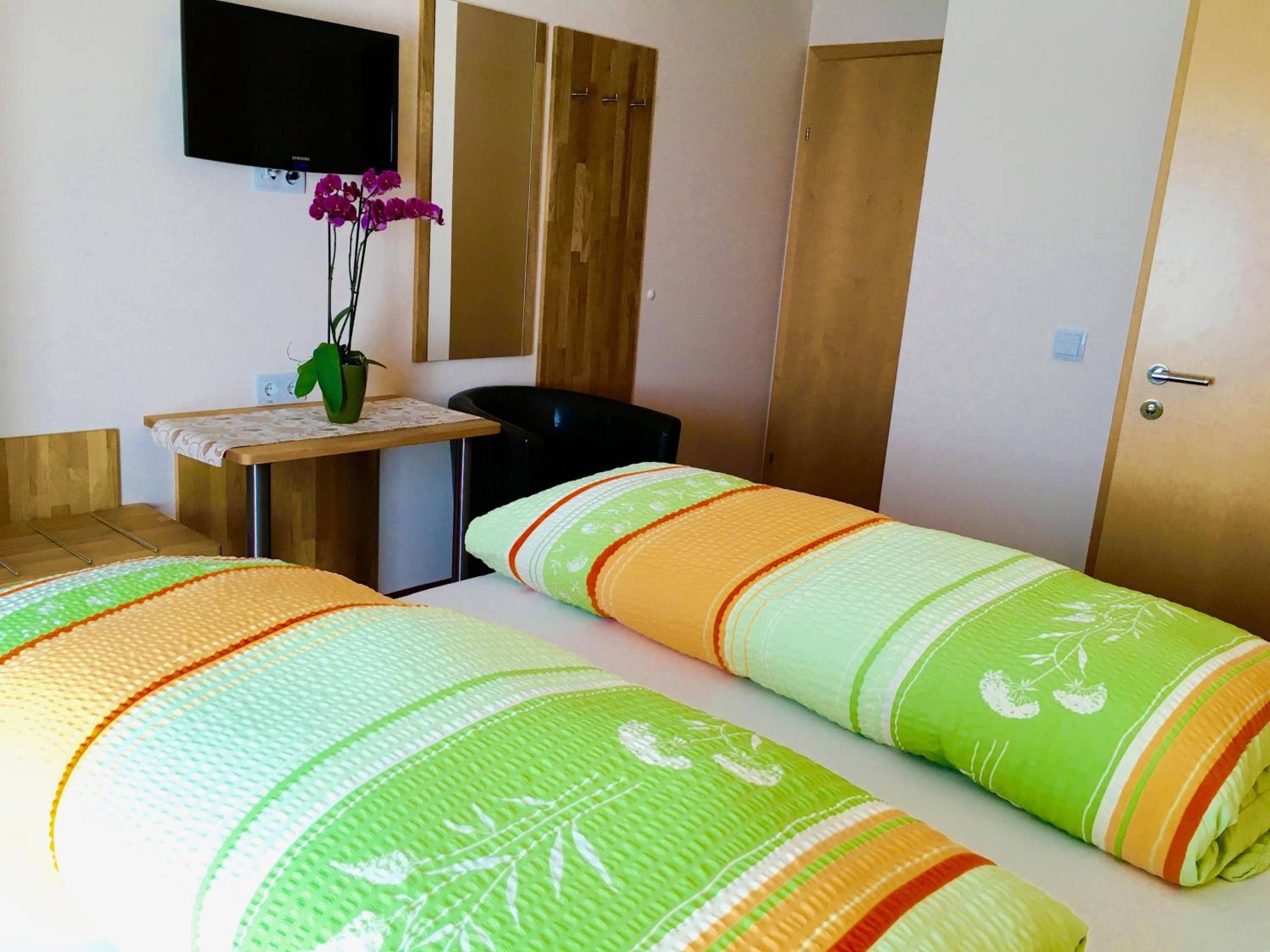 Deluxe Double Room - Photo 7