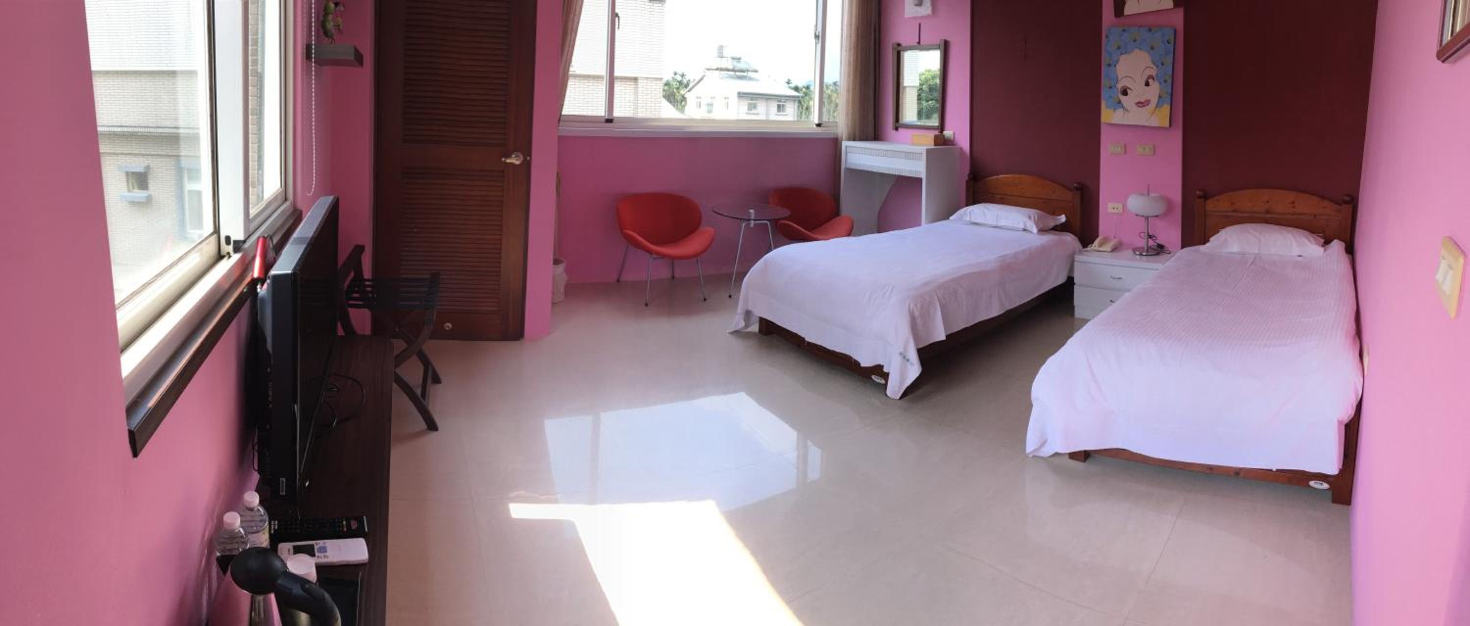 Deluxe Double Room with Bath photo 3
