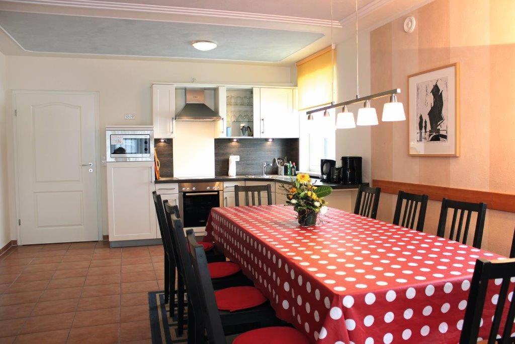 Holiday Home with three bedrooms & 2 galleries photo 2