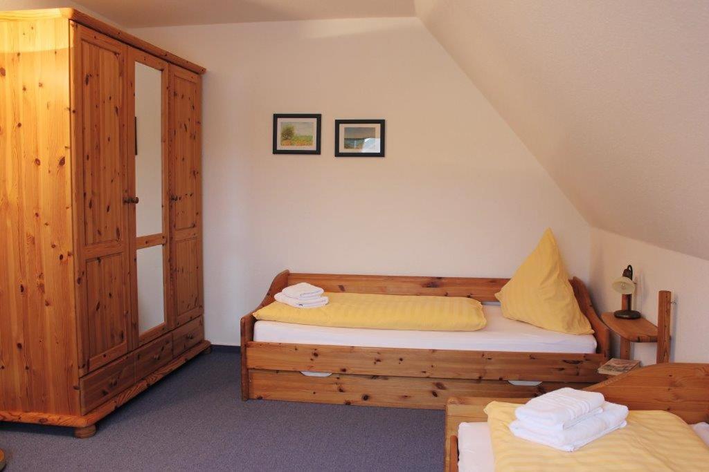 Holiday Home with two bedrooms & 1 gallery photo 1