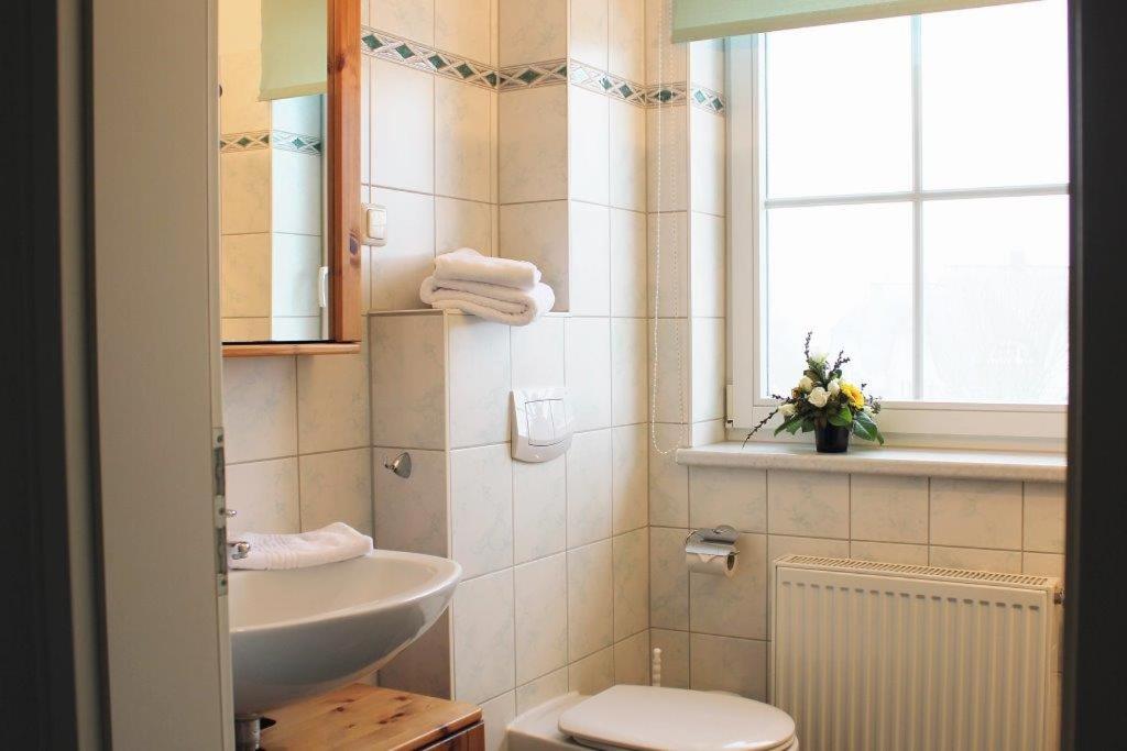 Holiday Home with two bedrooms & 1 gallery photo 2