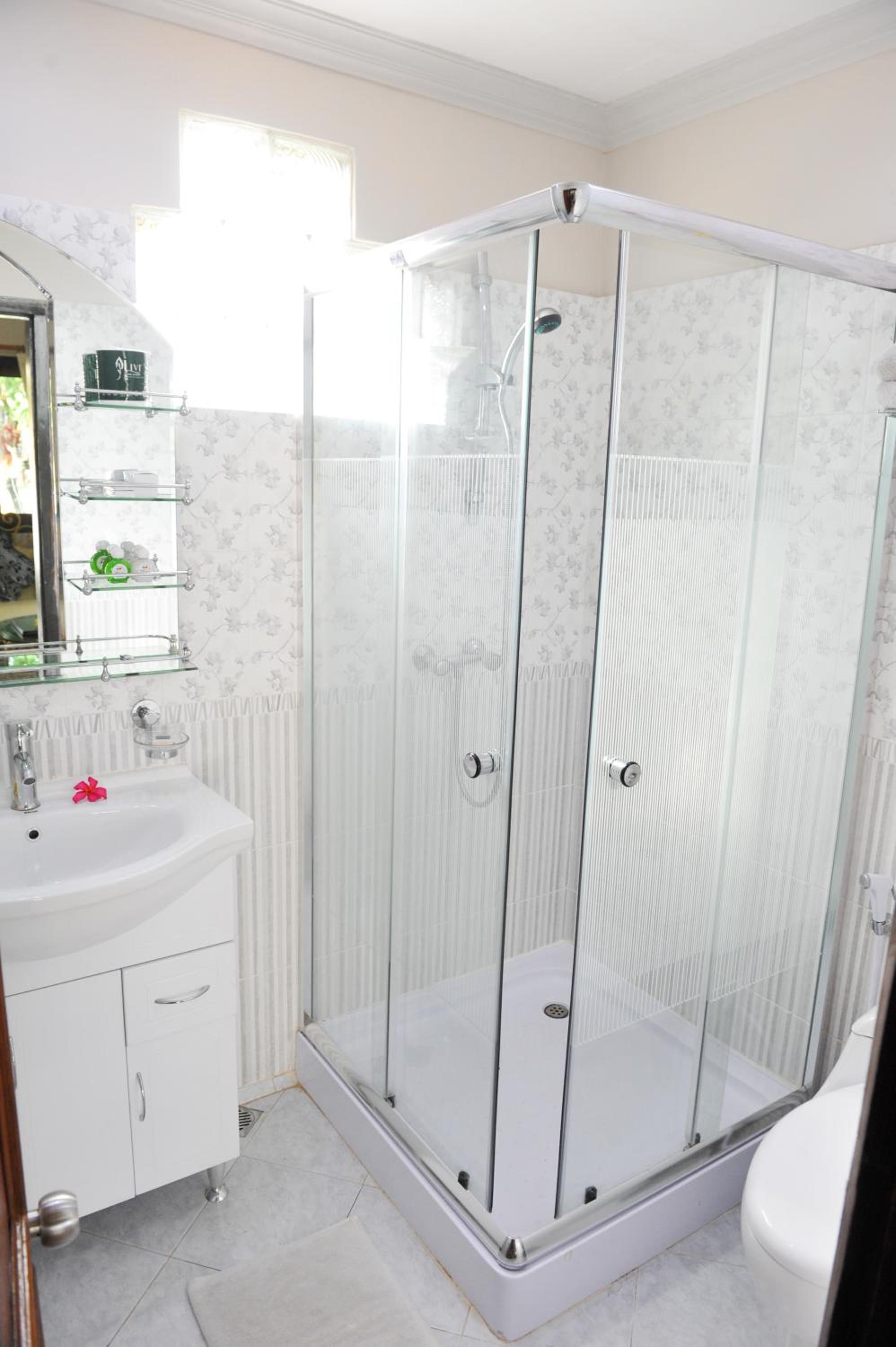 Studio Suite - Photo 7