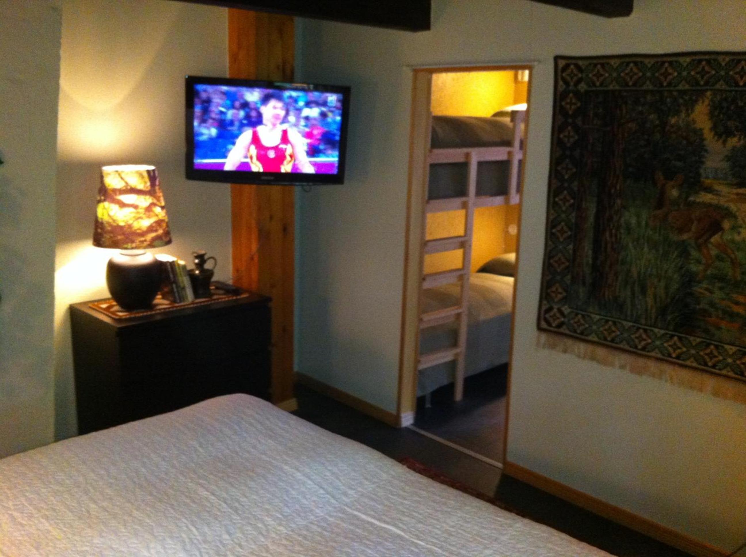 Family Apartment - Photo 5