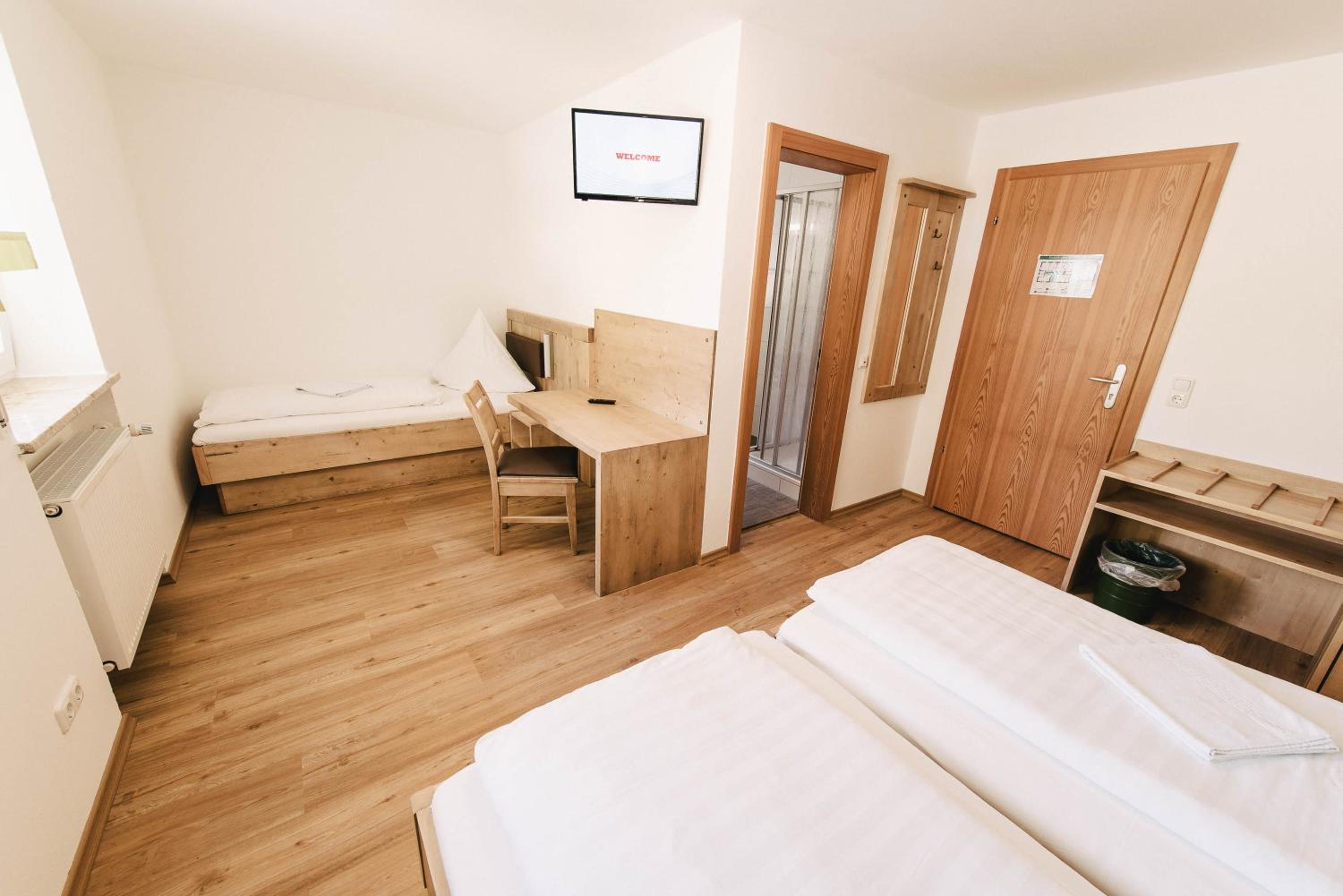 Triple Room photo 3
