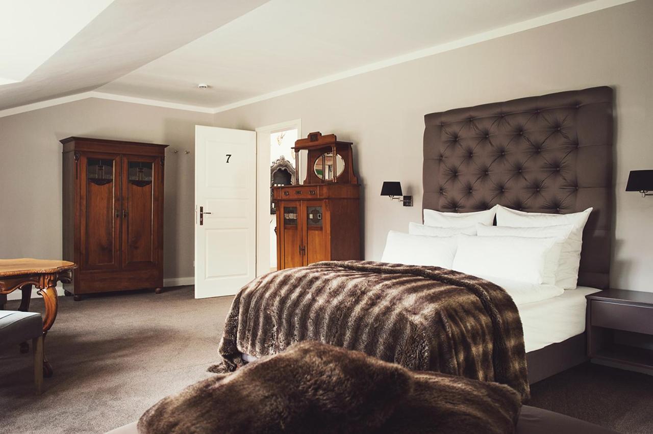 Suite - Photo 12