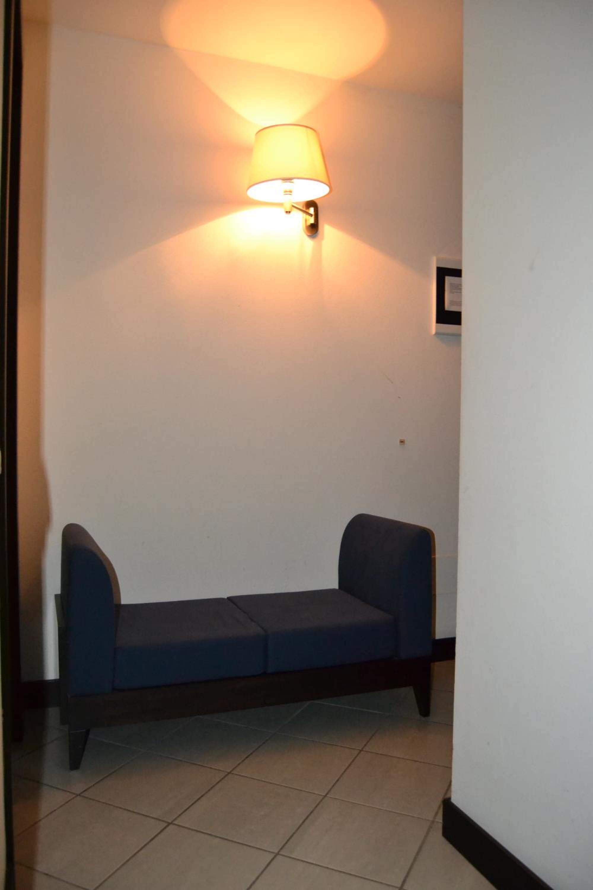 Double or Twin Room - Photo 13