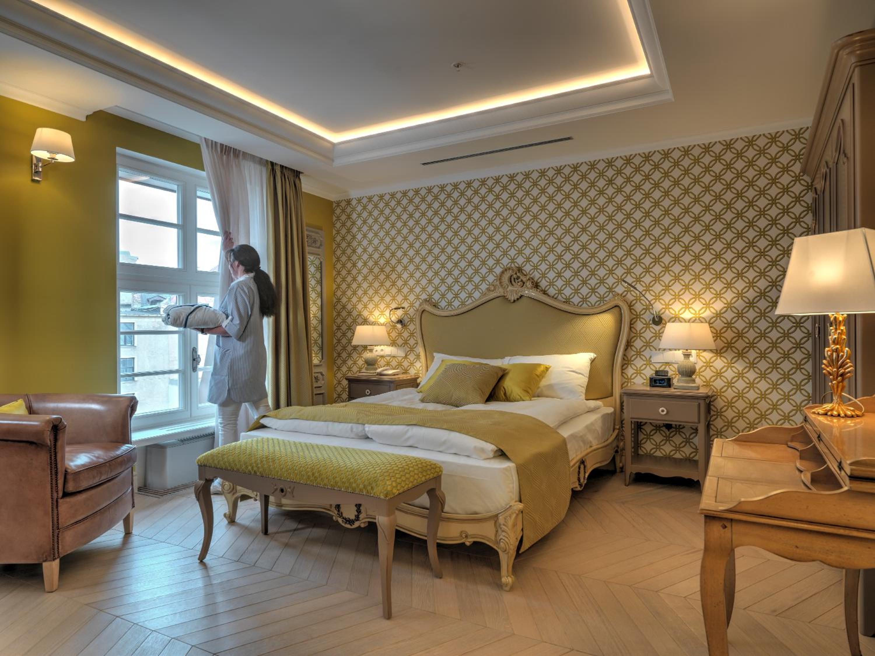 Suite with City View