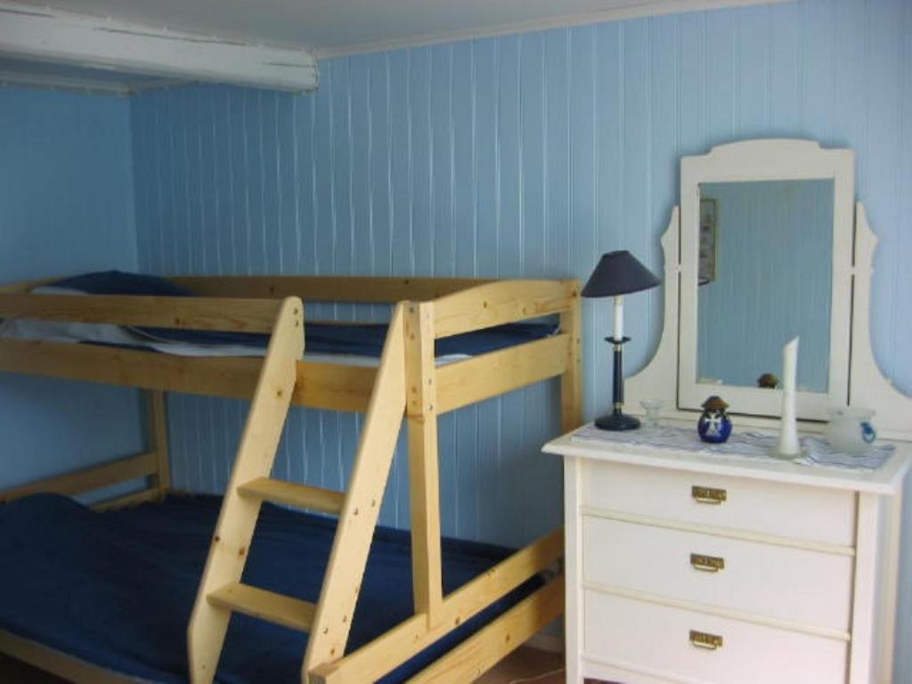 Triple Room with Shared Bathroom photo 1