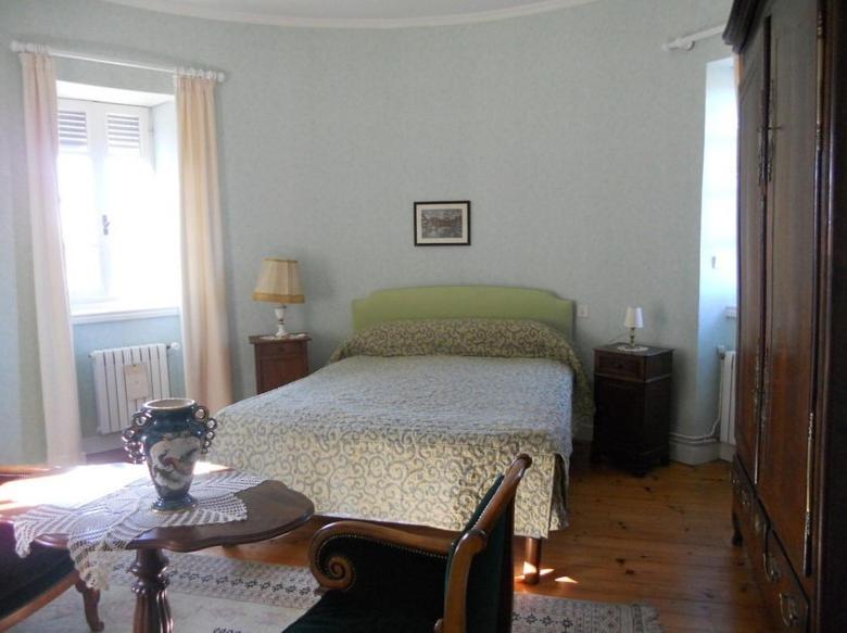 Two-Bedroom Suite - Photo 3