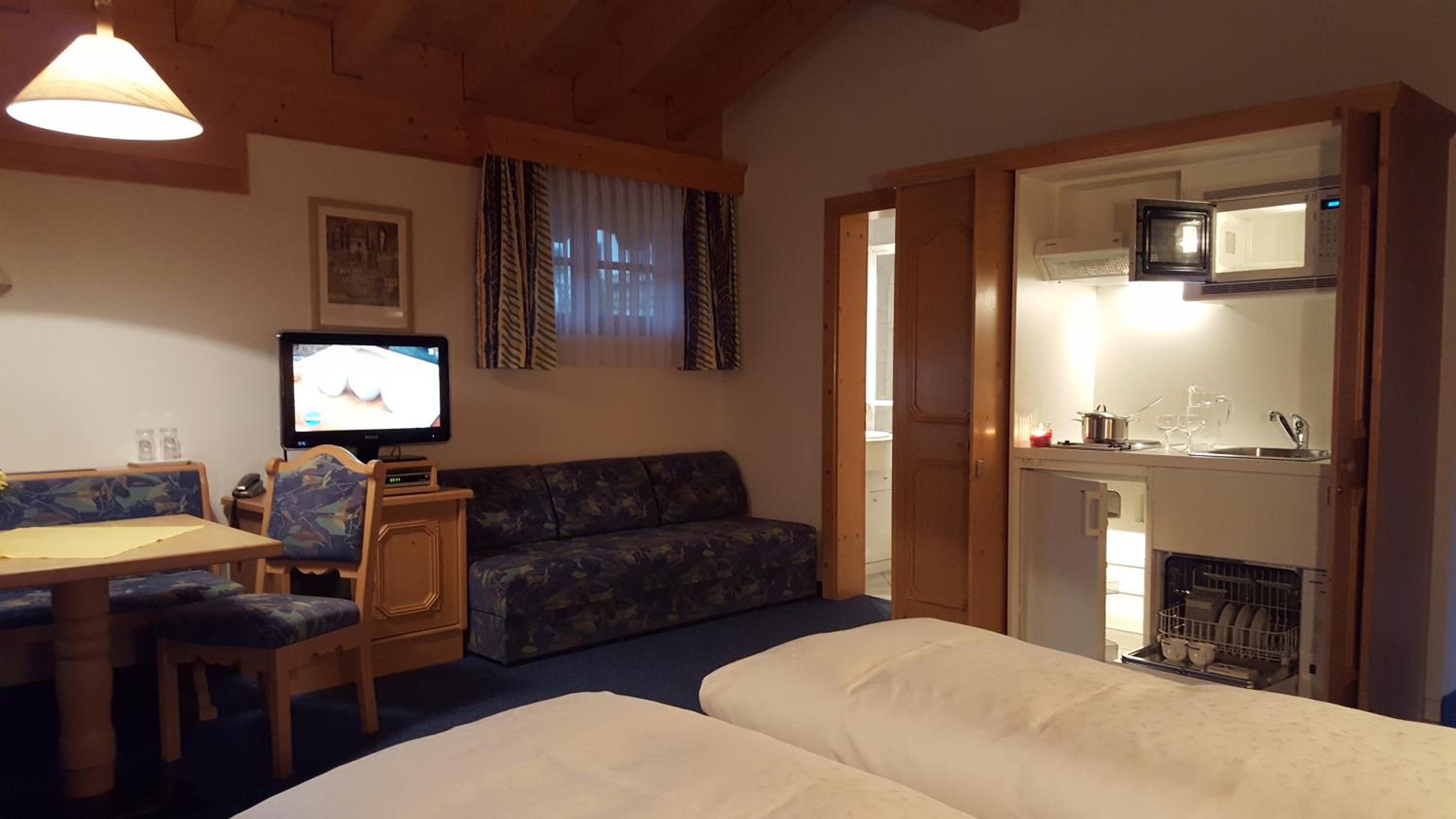 Double Room with Mountain View - Annex photo 2