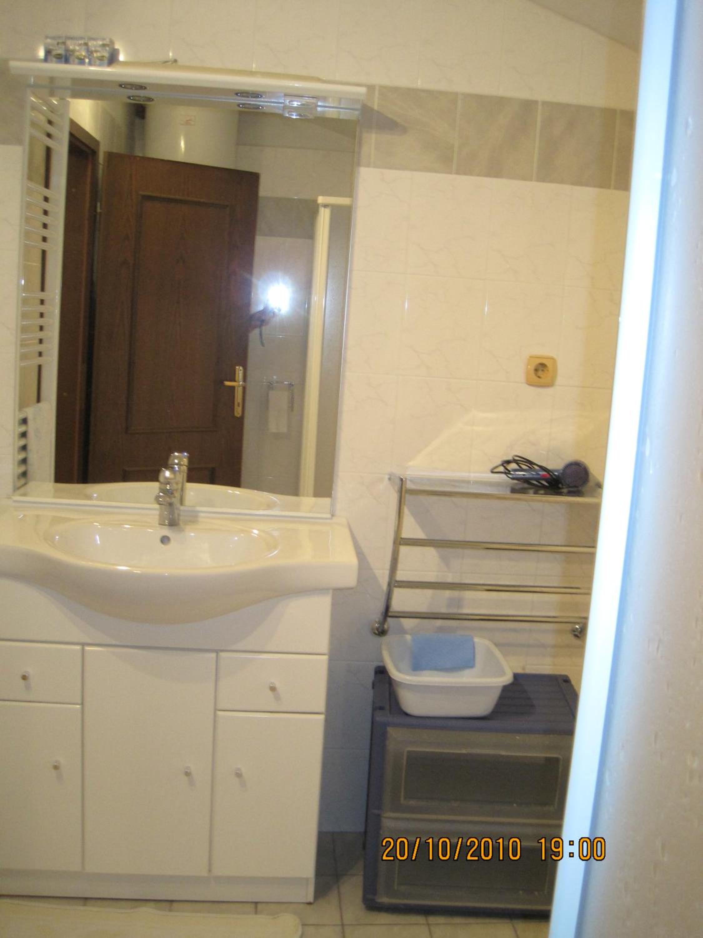 Two-Bedroom Apartment - Photo 14
