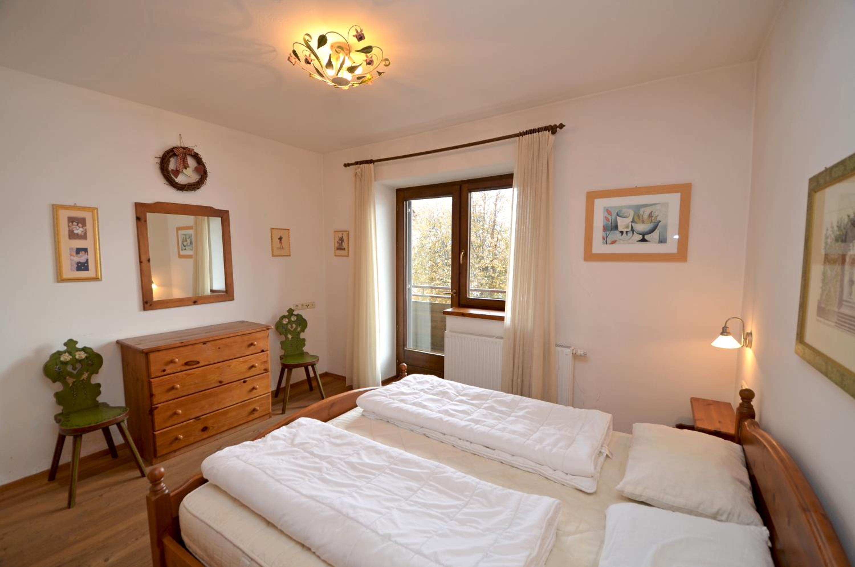 AT 112-5 - Two Room apartment with balcony and river view  photo 3