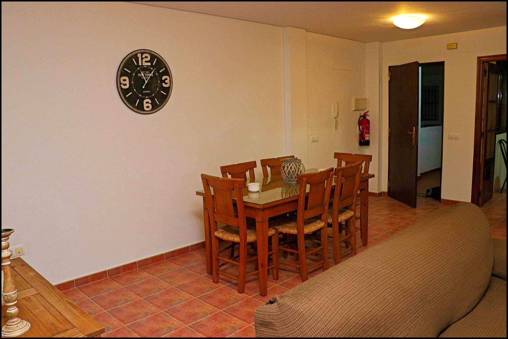 Apartment photo 2