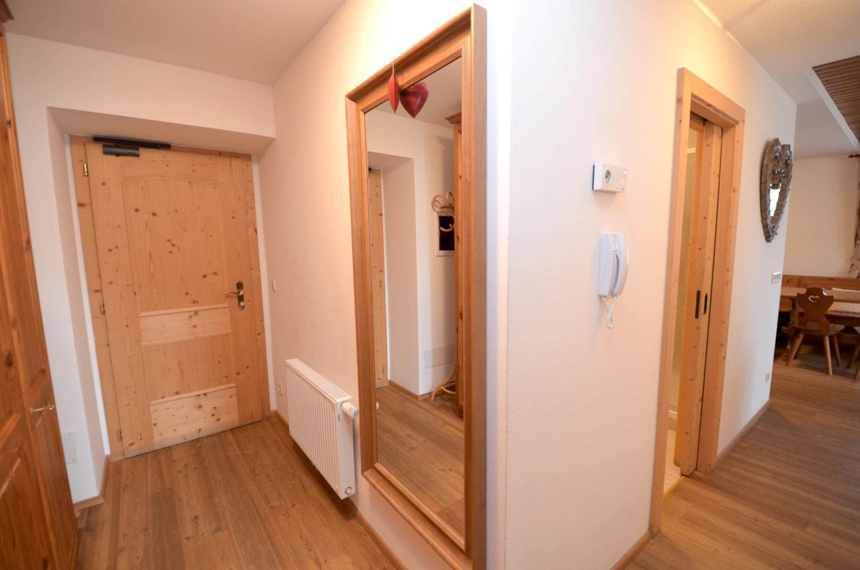 AT 112-8 - Two Room apartment with balcony and river view photo 1