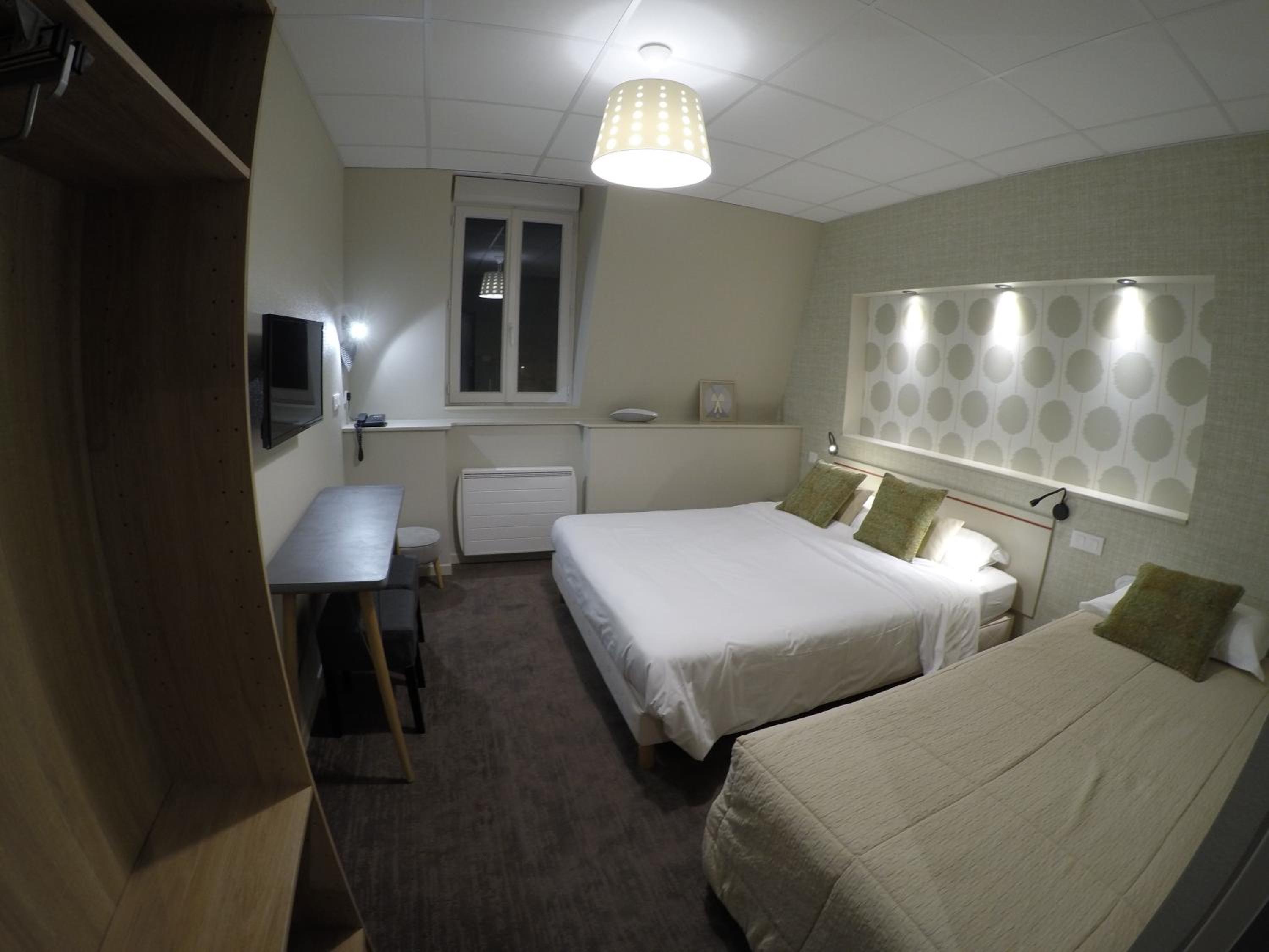 Comfort Triple Room