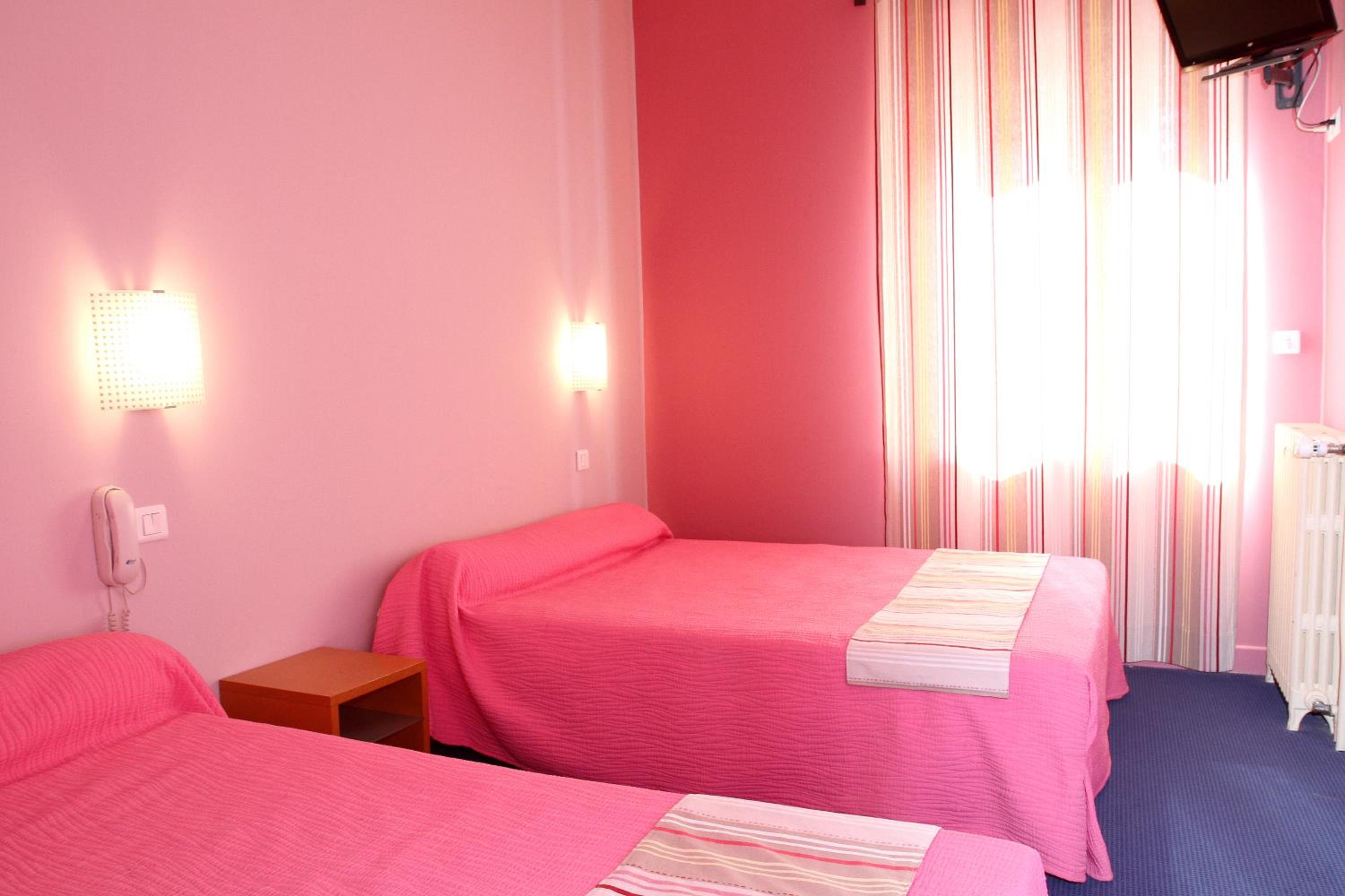 Triple Room - Photo 3