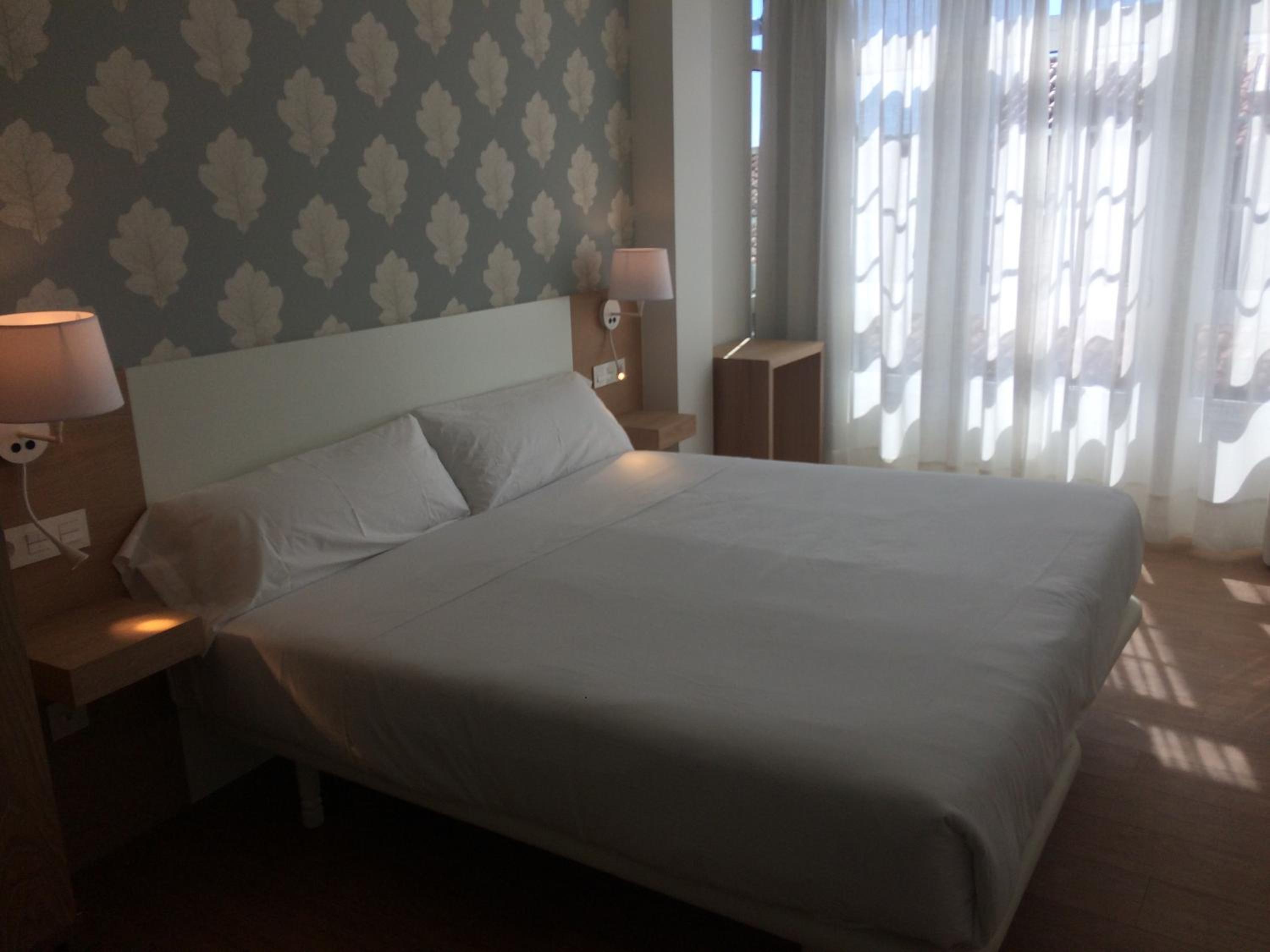Twin Room with City View photo 3