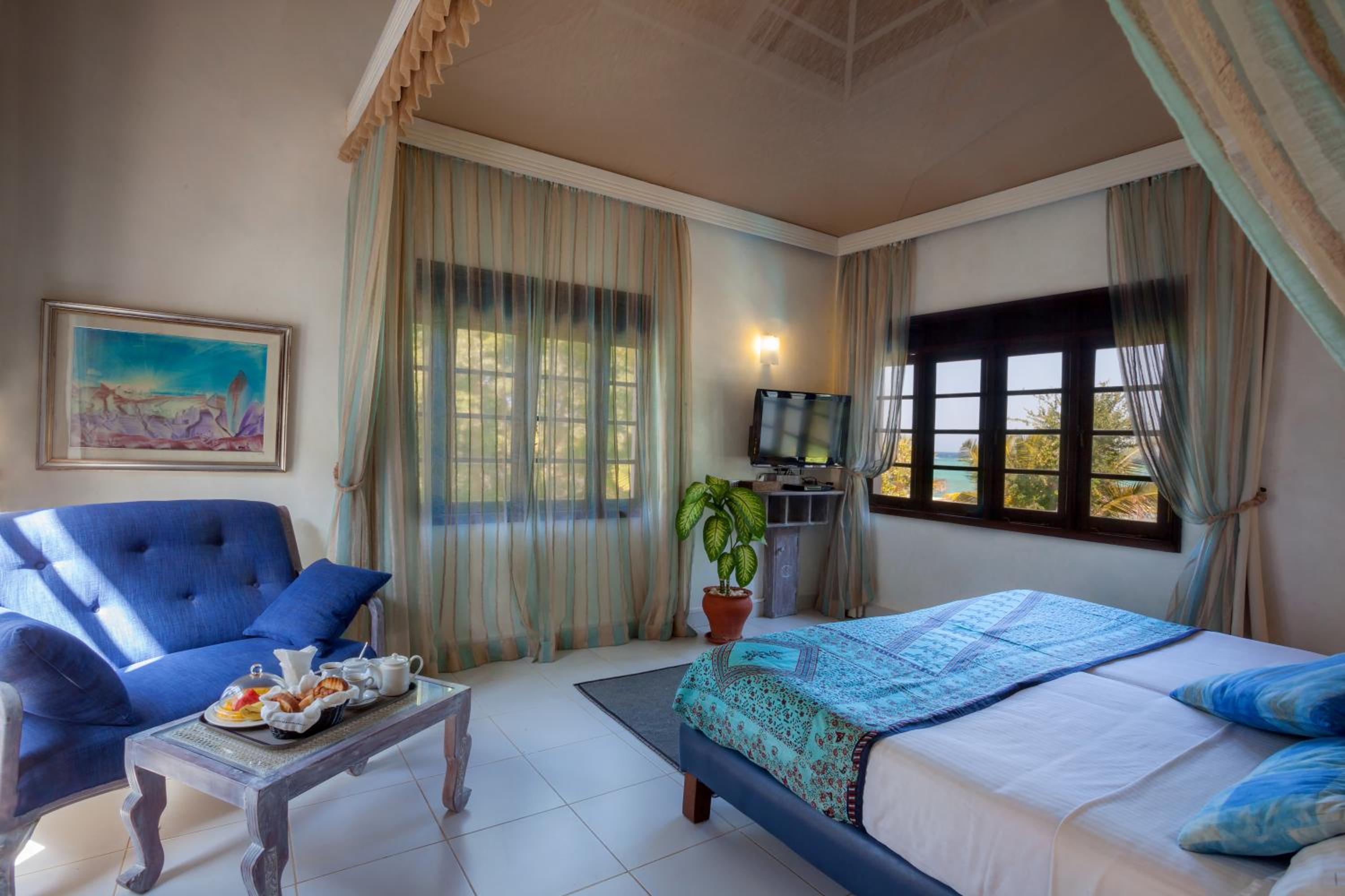 Deluxe Double Room with Ocean View - Photo 3