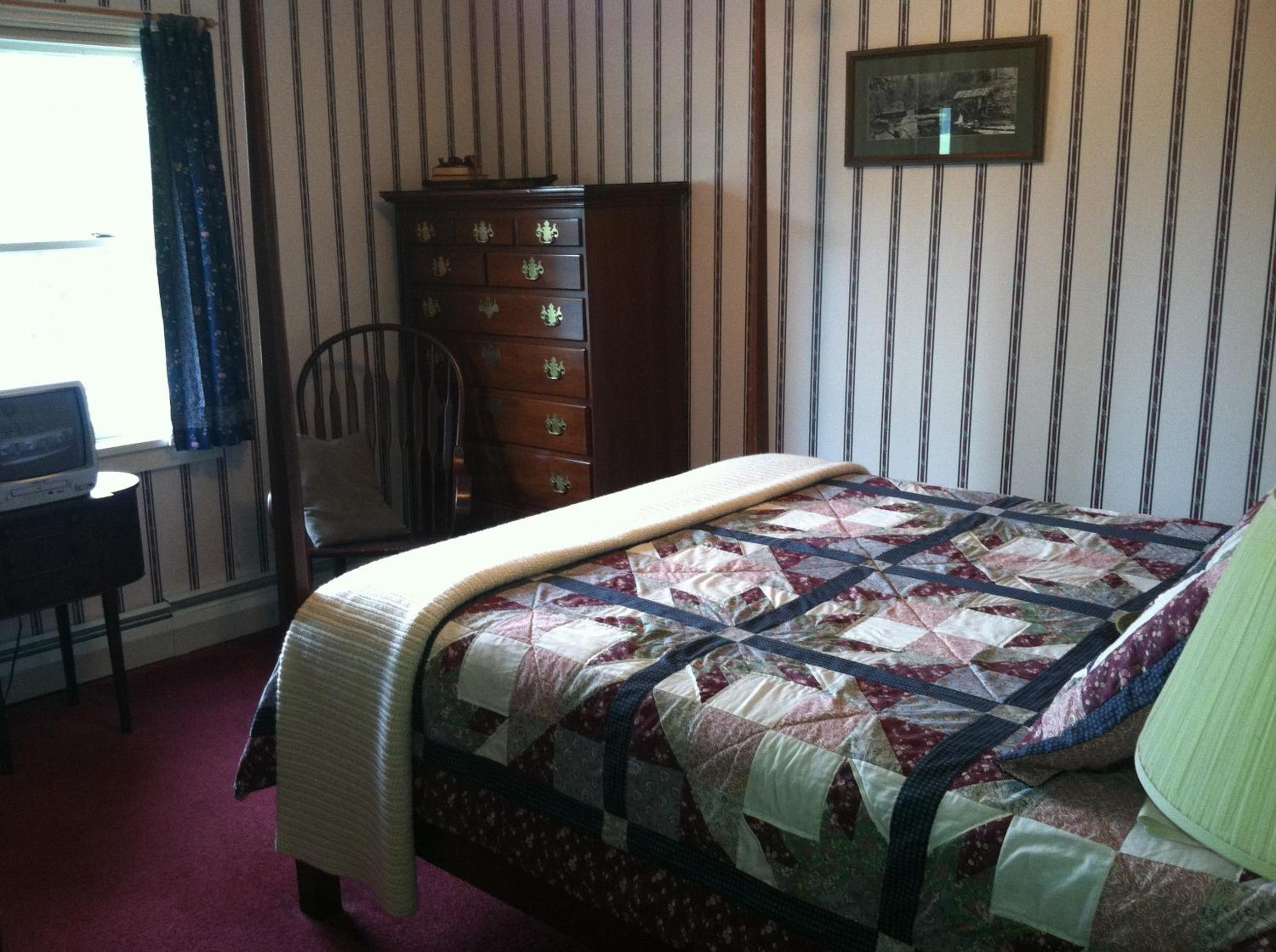 Double Room with Private Bathroom