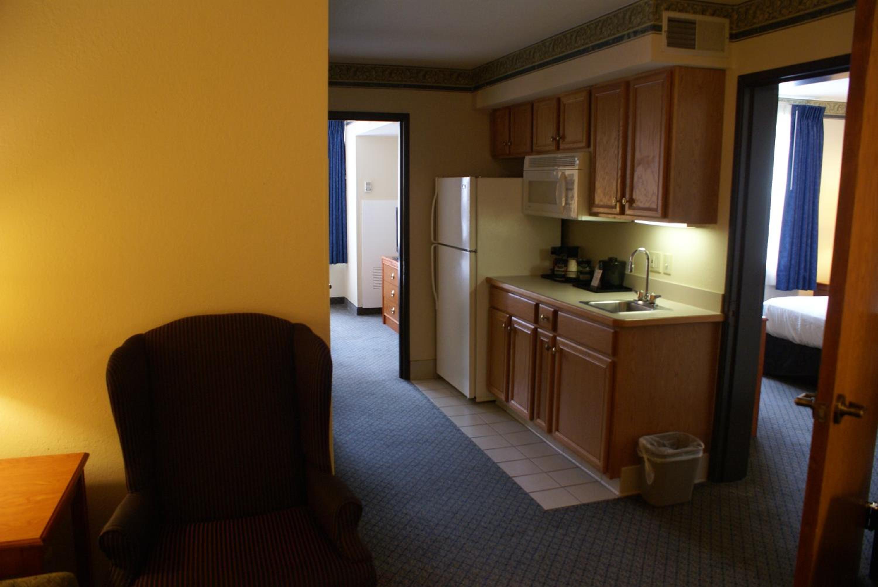 Two-Bedroom King Suite - Photo 1