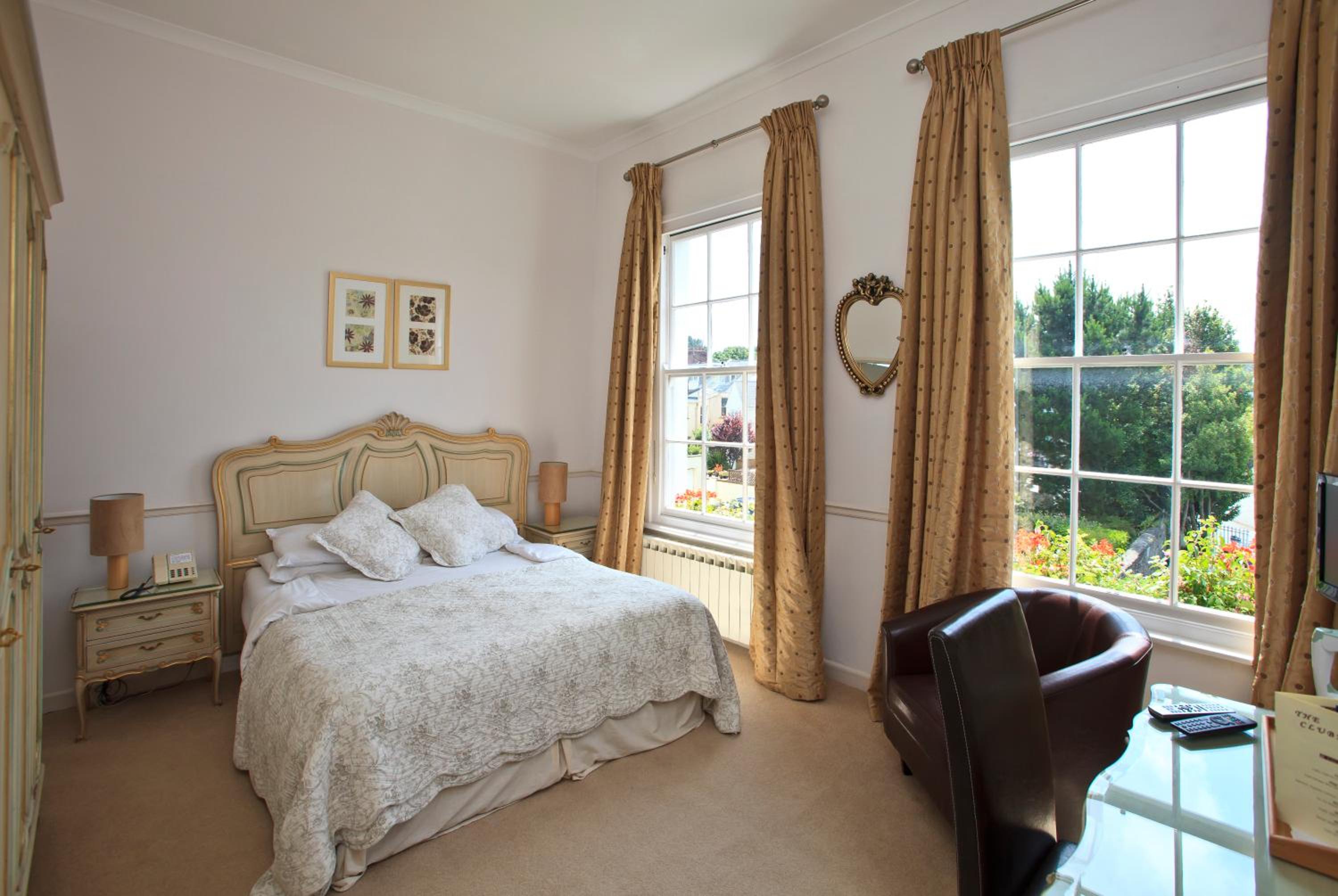 Double Room - Photo 4