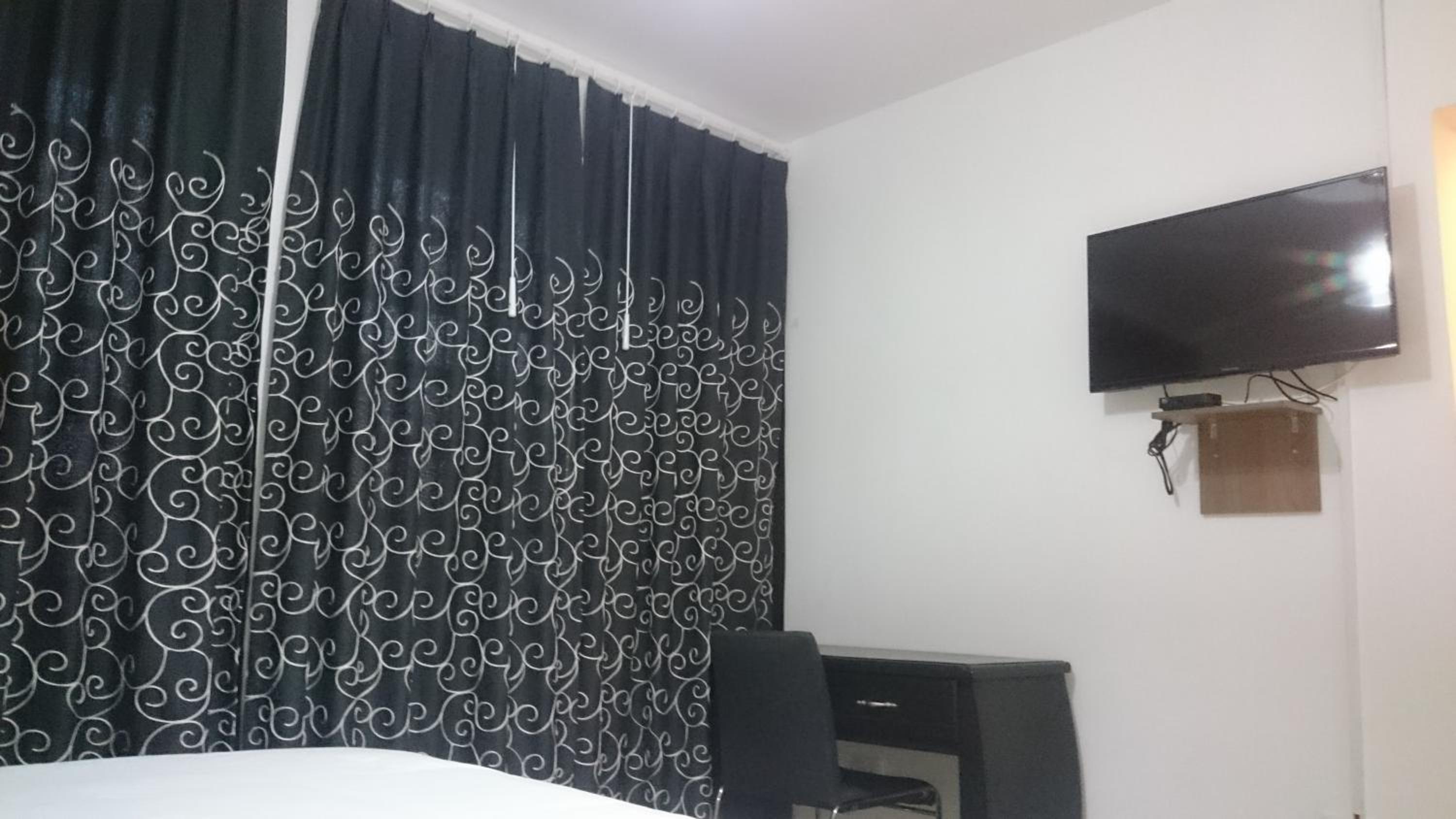 Hotel + Arte — photo 84