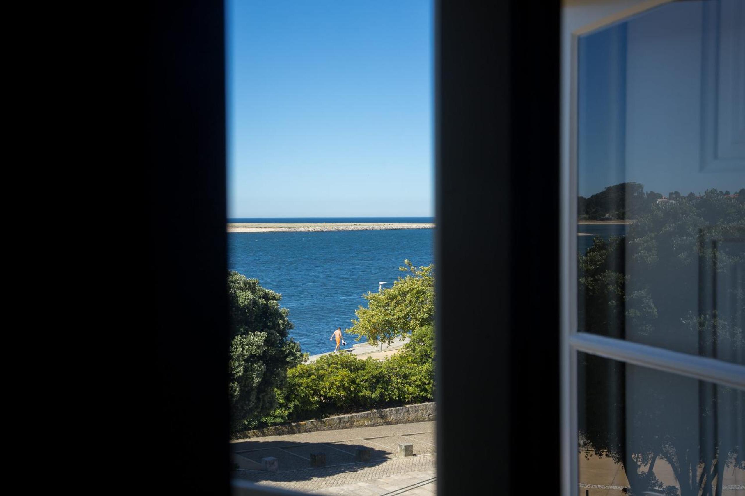 Deluxe Double Room with River & Sea View - Photo 7