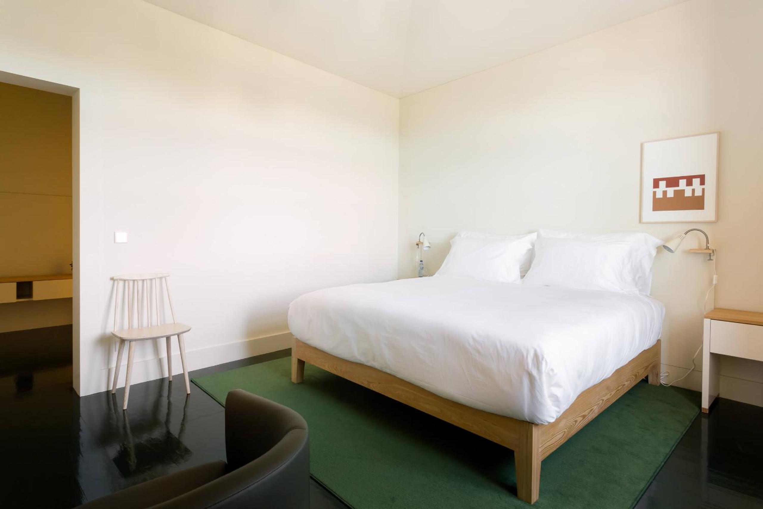 Deluxe Double Room with River & Sea View - Photo 2
