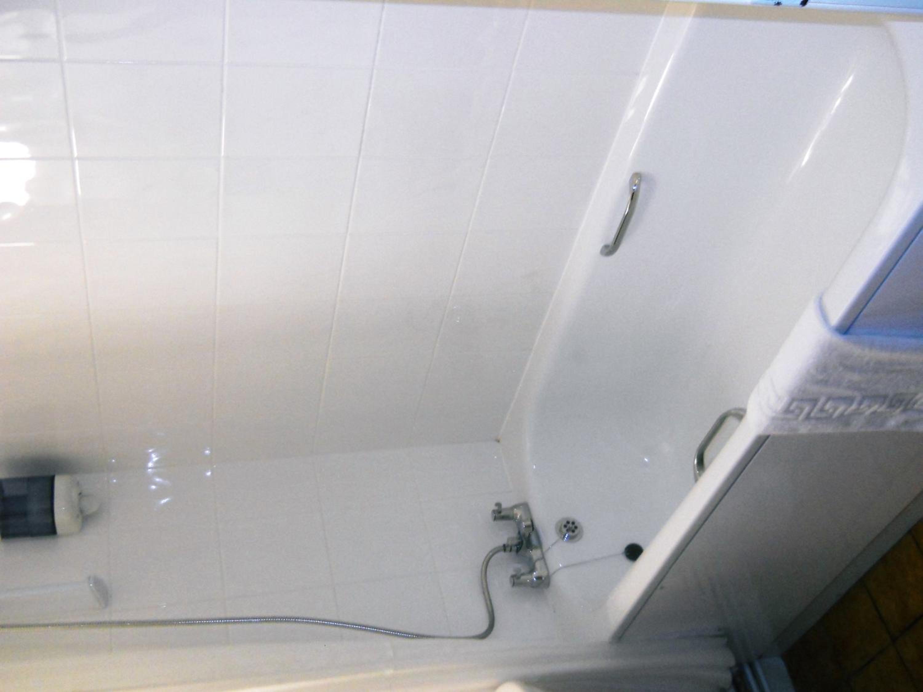 Double Room - Photo 4