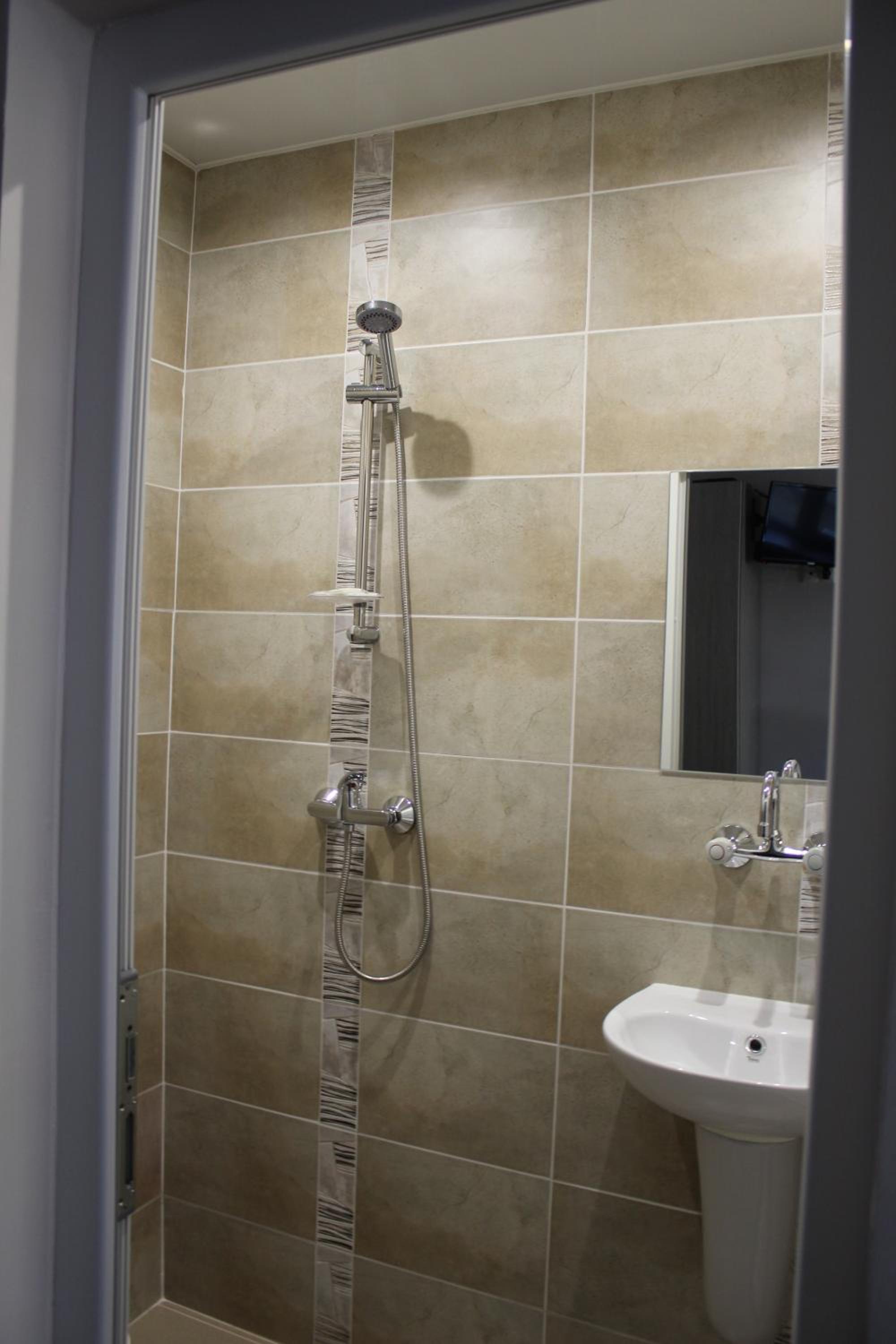 Standard Twin Room with Air Conditioning photo 2