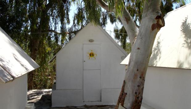 Special Offer - Twin Beach Hut With Summer Package photo 2